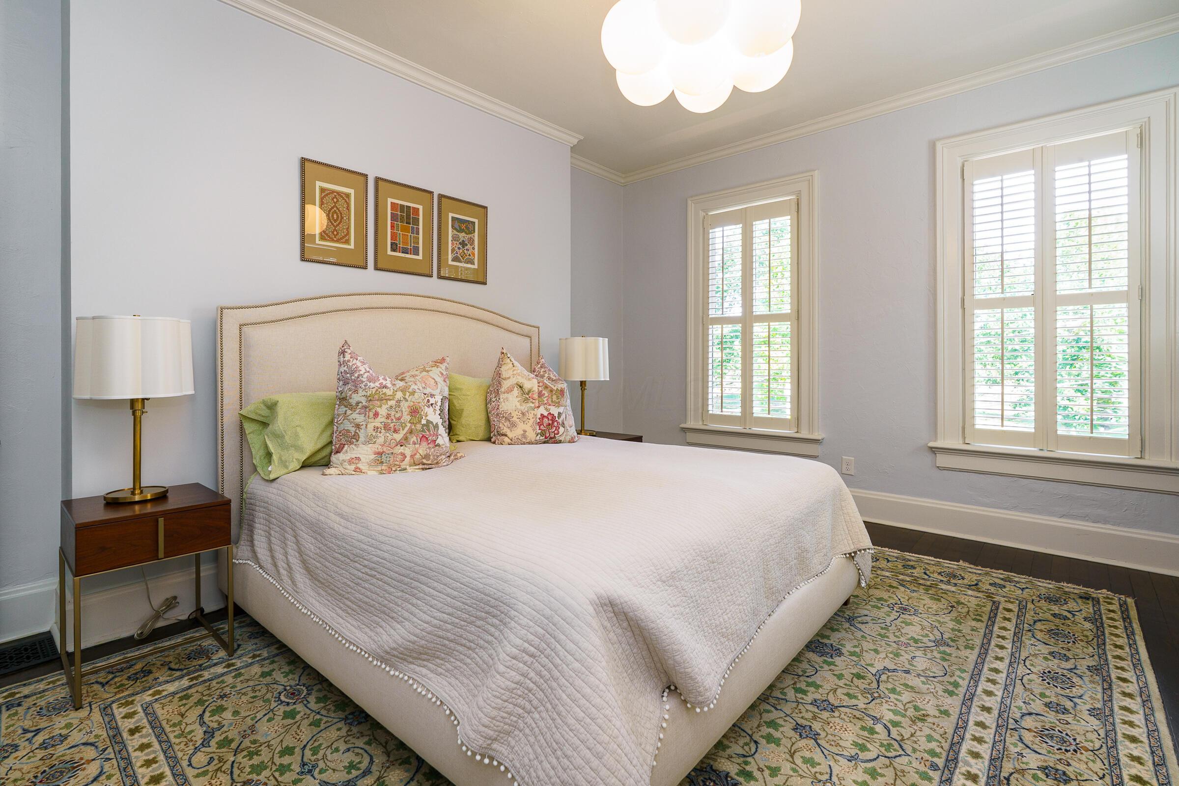 1023 City Park Avenue