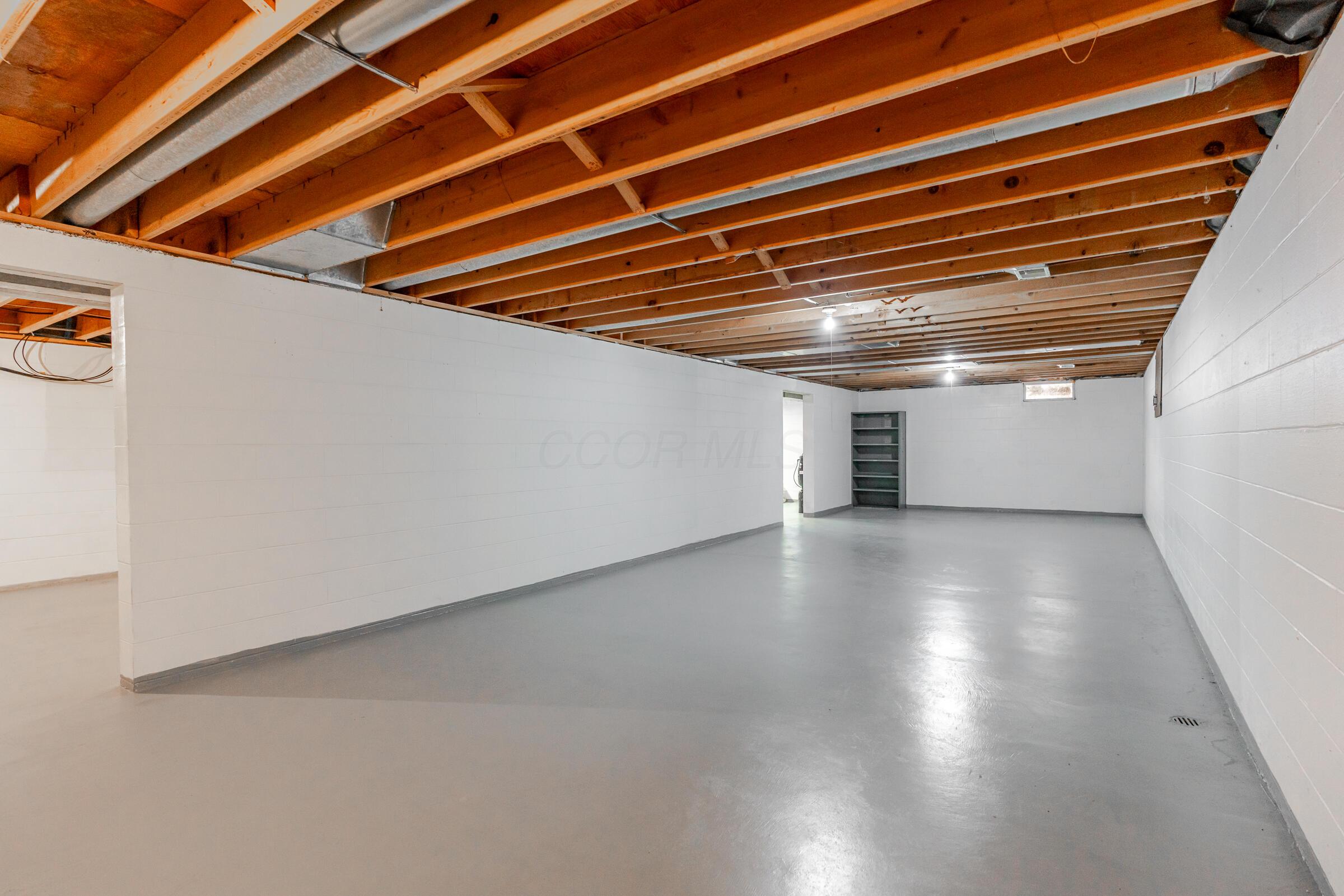 6611 Lake Of The Woods Point