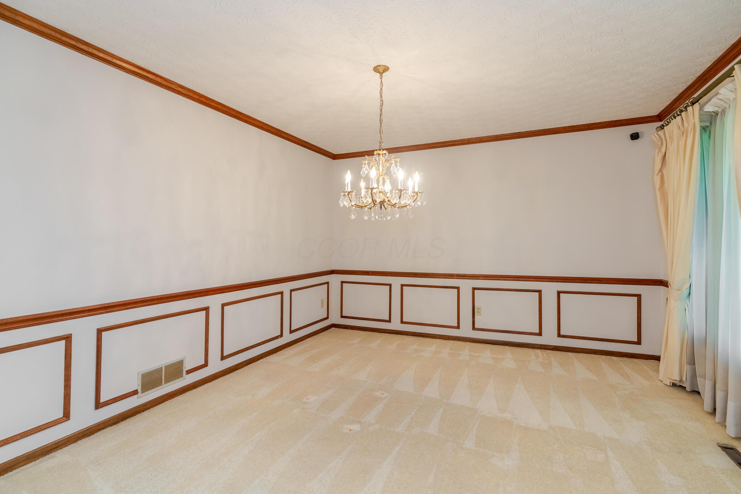 6611 Lake Of The Woods Point