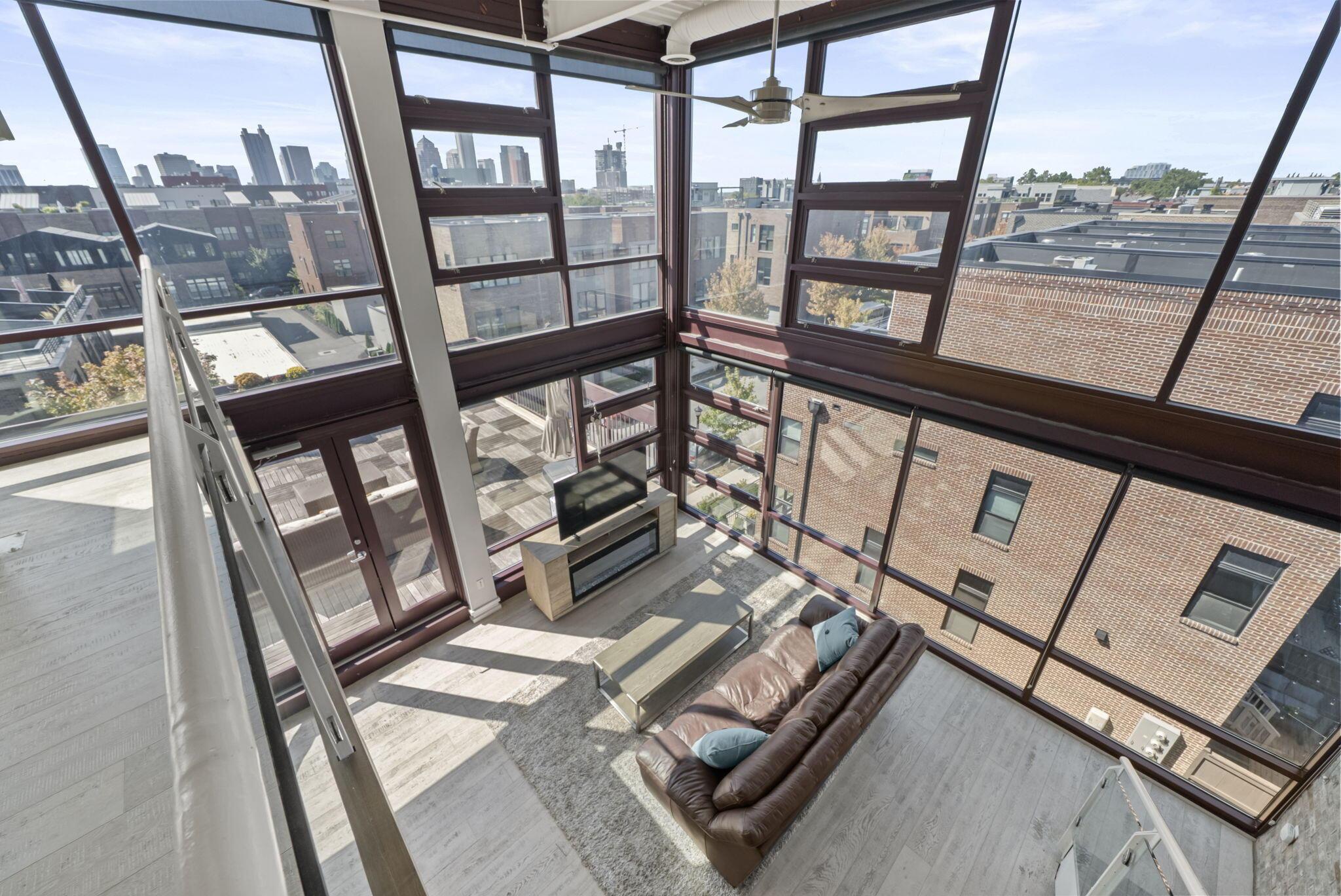 367 Auden Avenue, 302