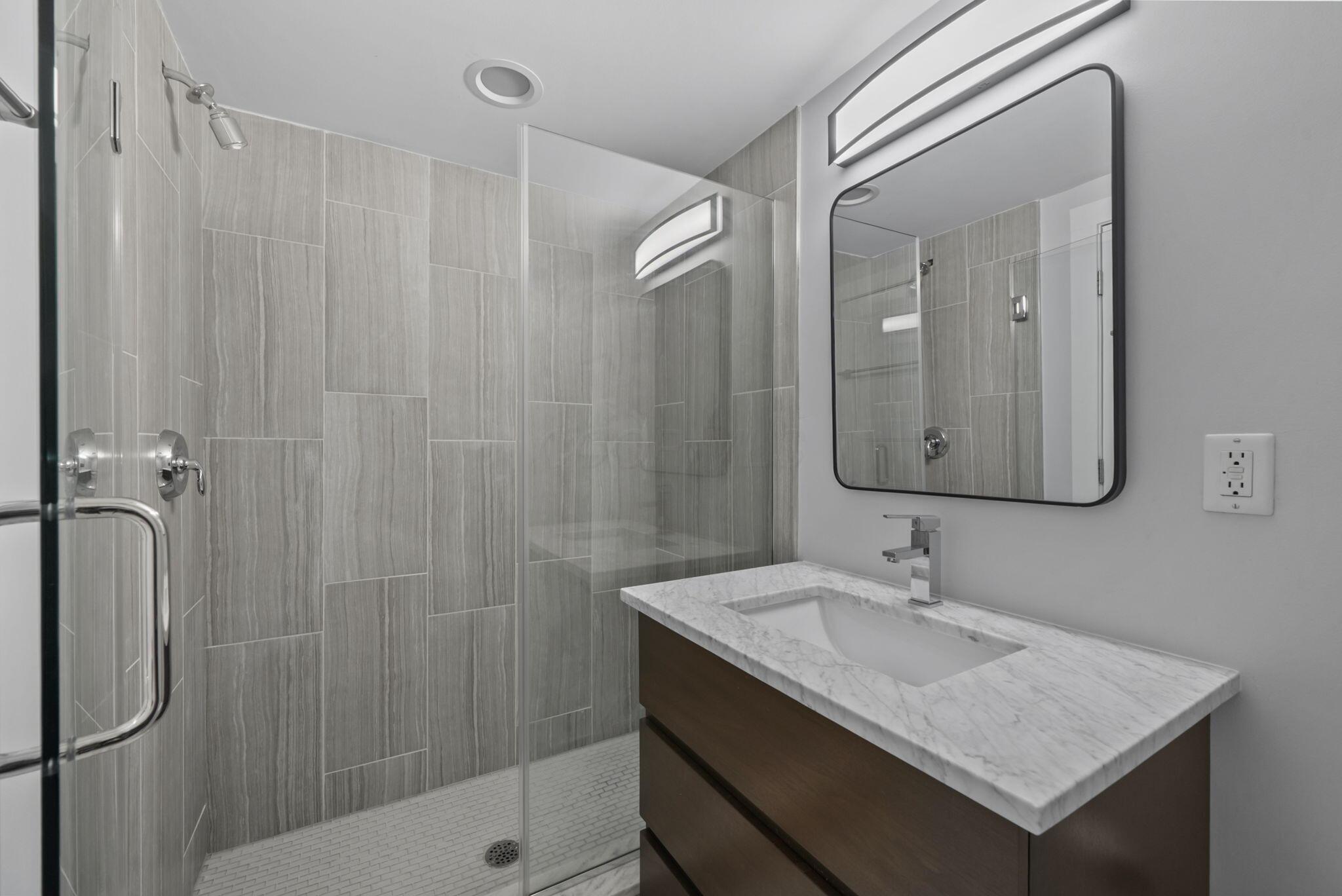 367 Auden Avenue, 302