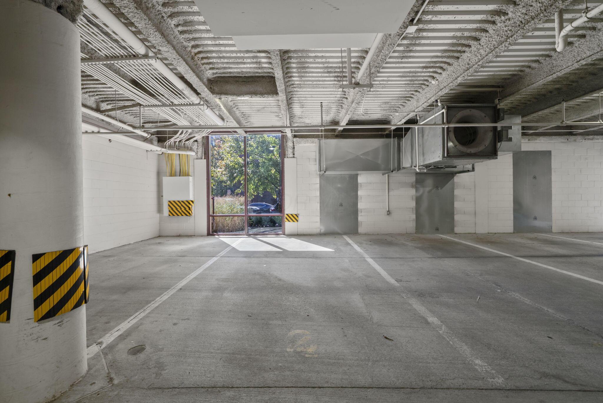 367 Auden Avenue, 302