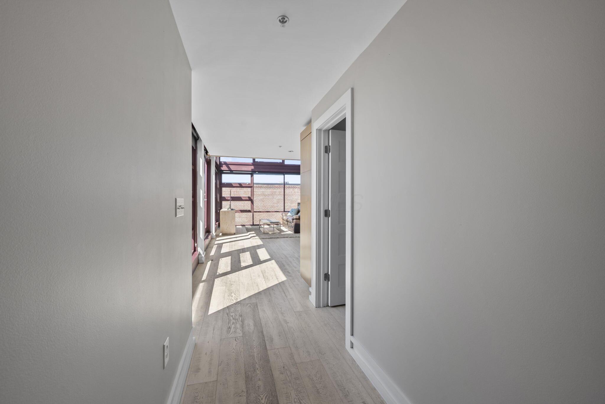 367 Auden Avenue, 302