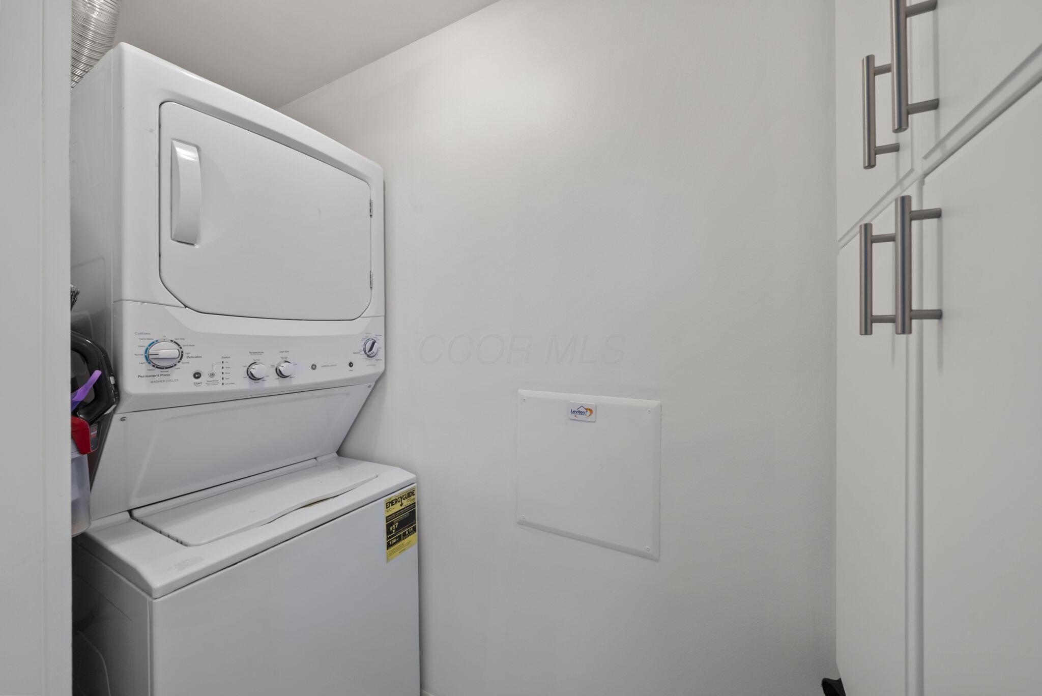 367 Auden Avenue, 302