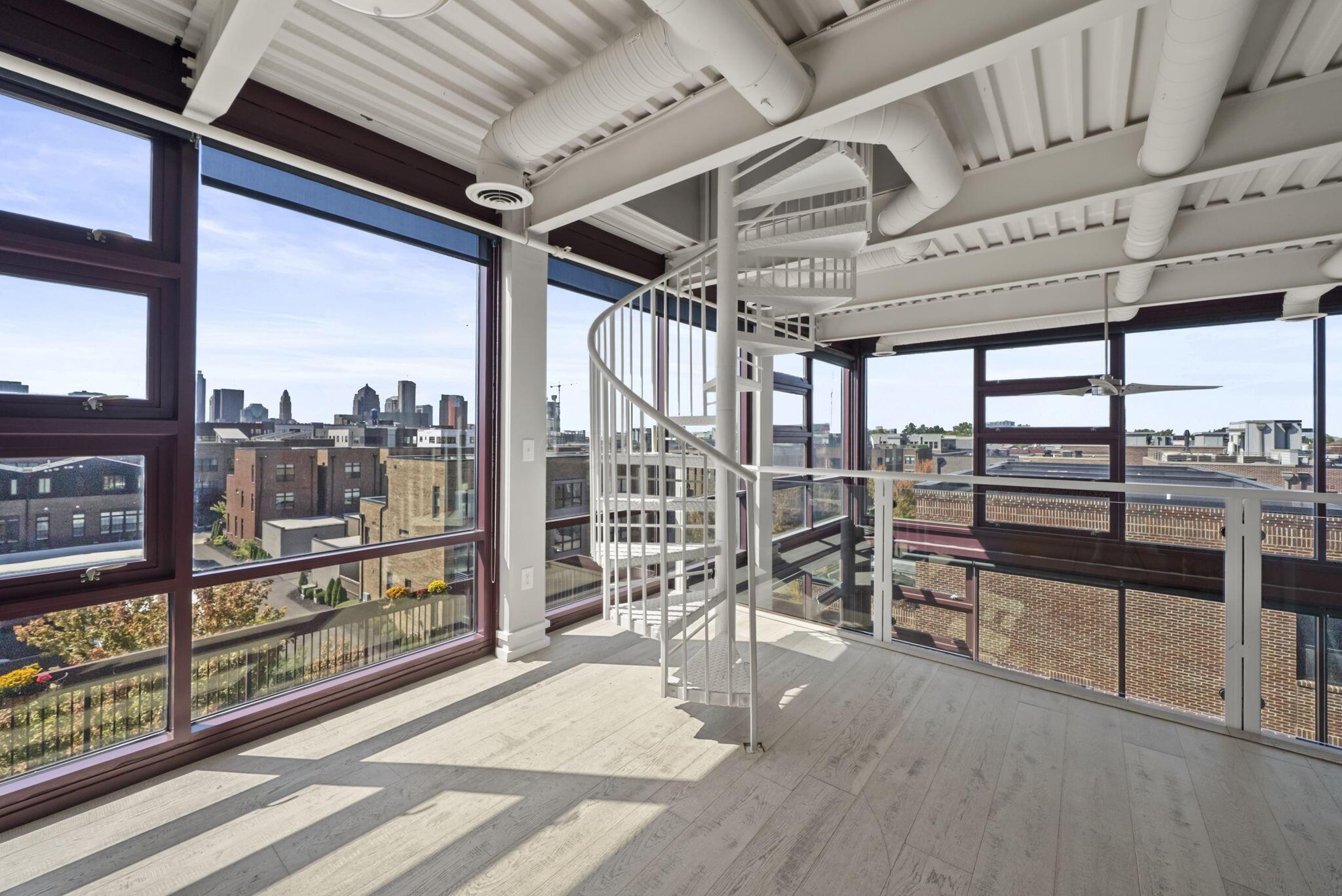 367 Auden Avenue, 302