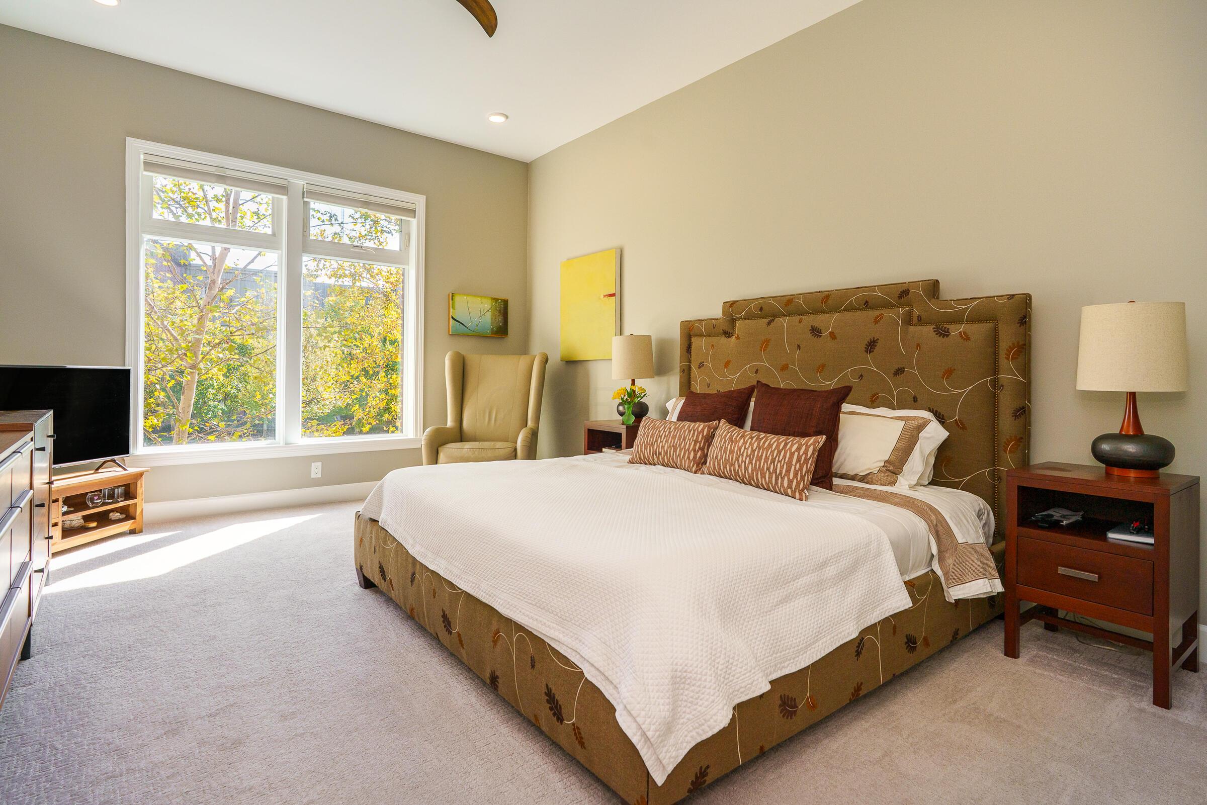 828 Bobcat Avenue, 205