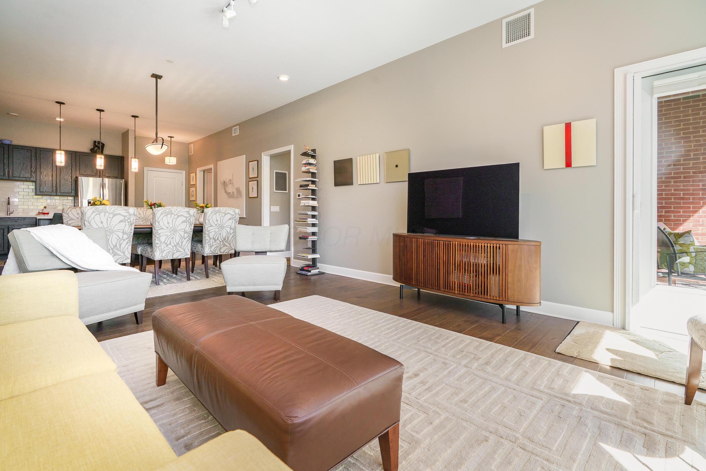 828 Bobcat Avenue, 205