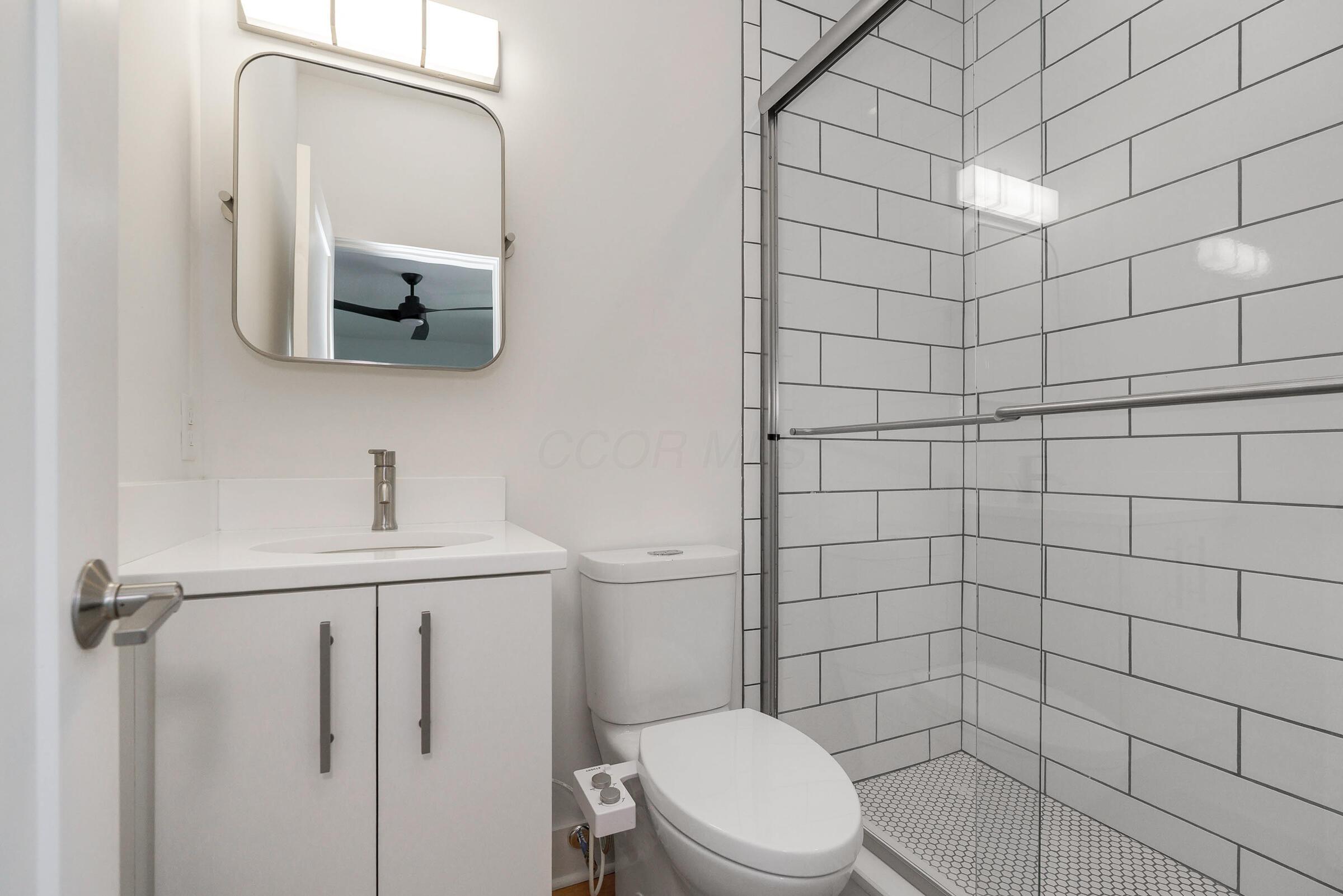 25 E Frankfort Street