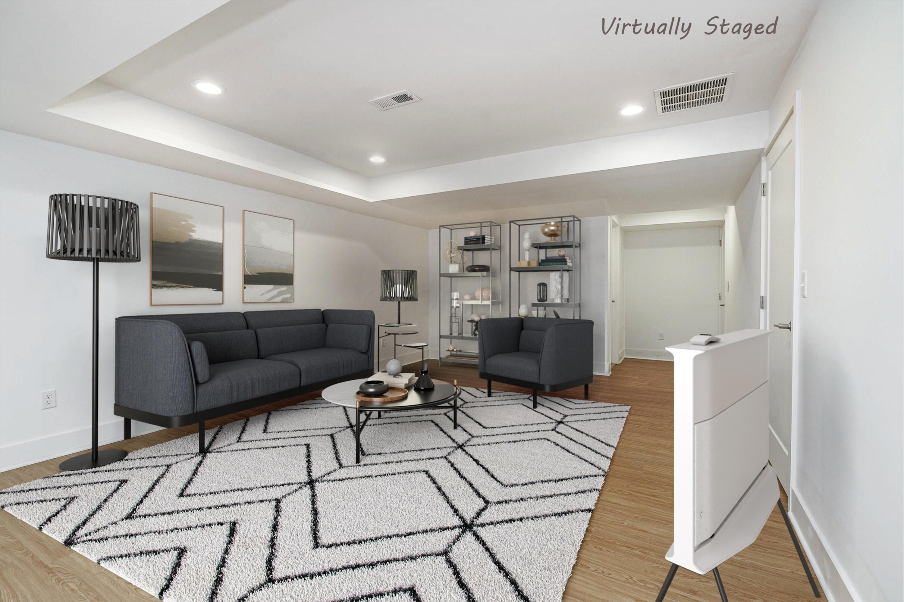 25 E Frankfort Street