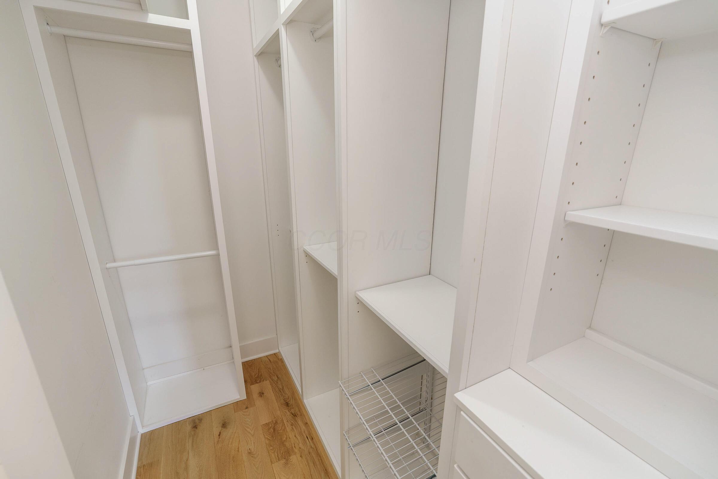 25 E Frankfort Street