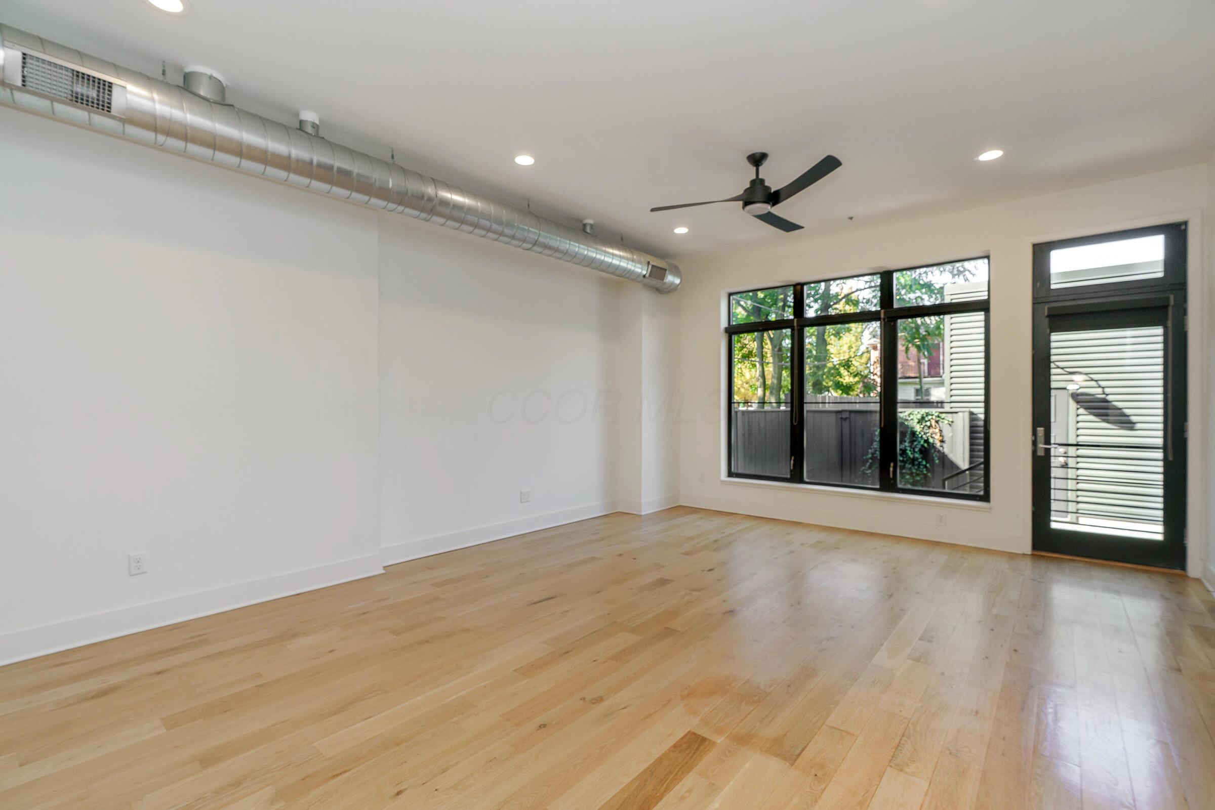 25 E Frankfort Street