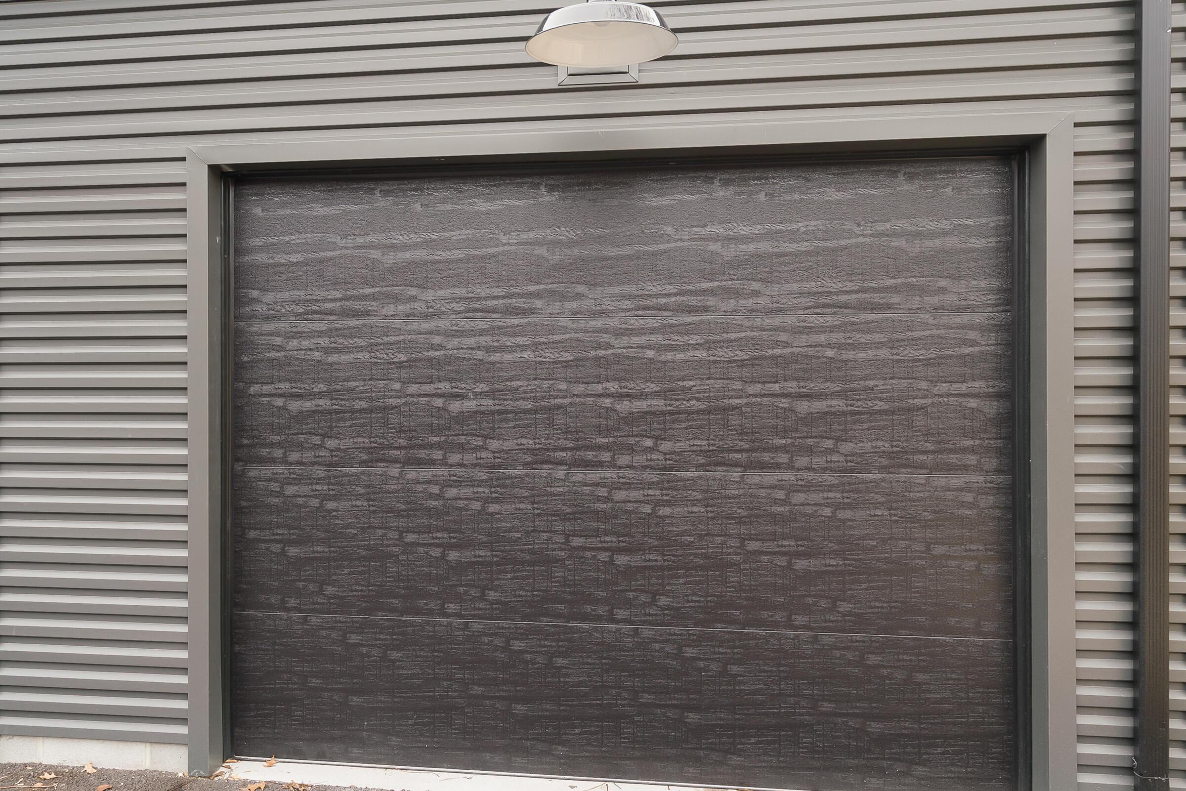 25 E Frankfort Street