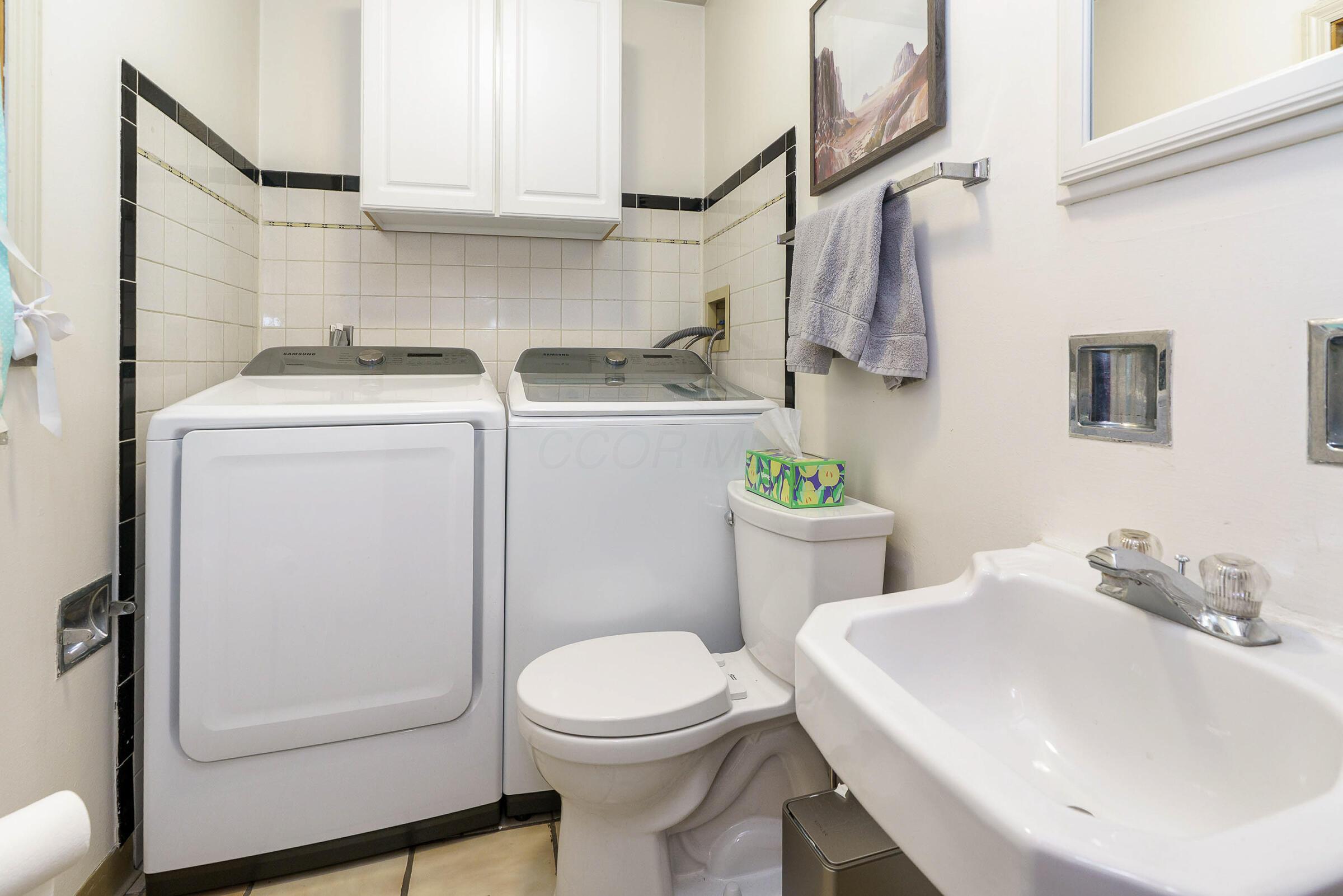 279-281 E Beck Street