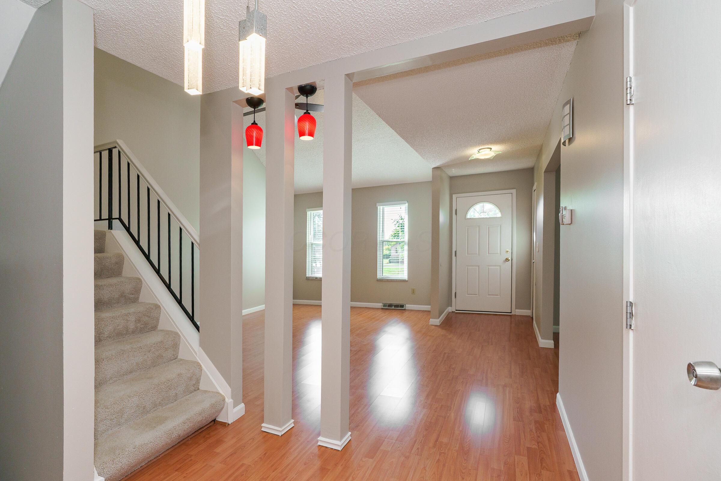 6207 Roxburgh Court, 16D, Columbus Unit: 16D