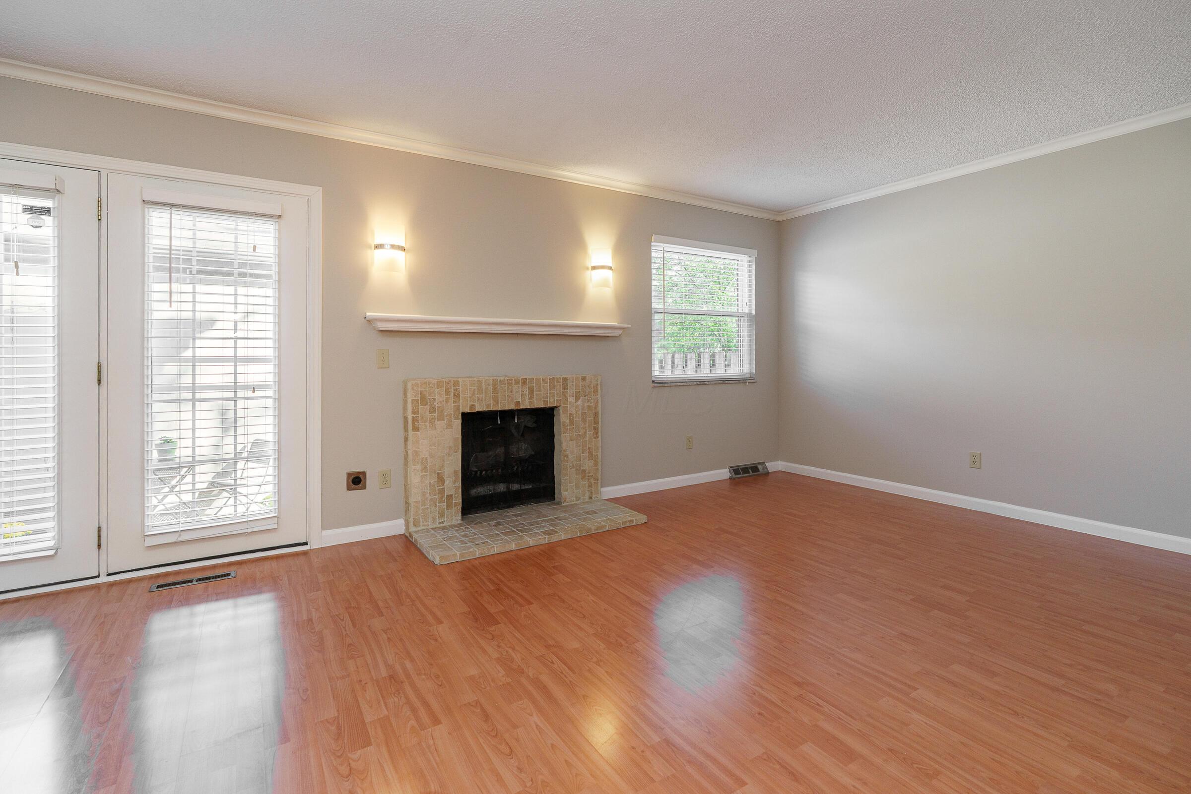 6207 Roxburgh Court, 16D, Columbus Unit: 16D