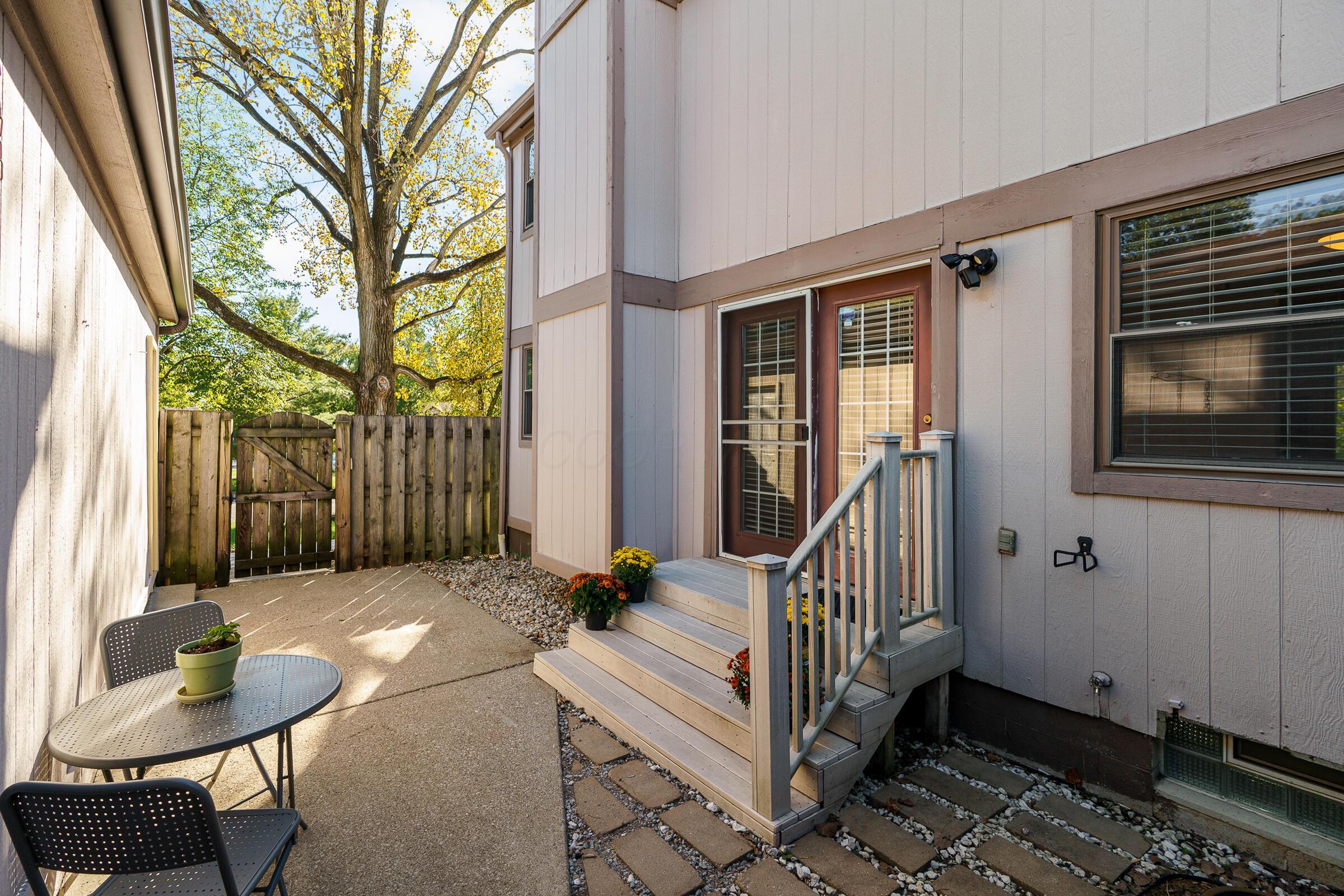 6207 Roxburgh Court, 16D, Columbus Unit: 16D