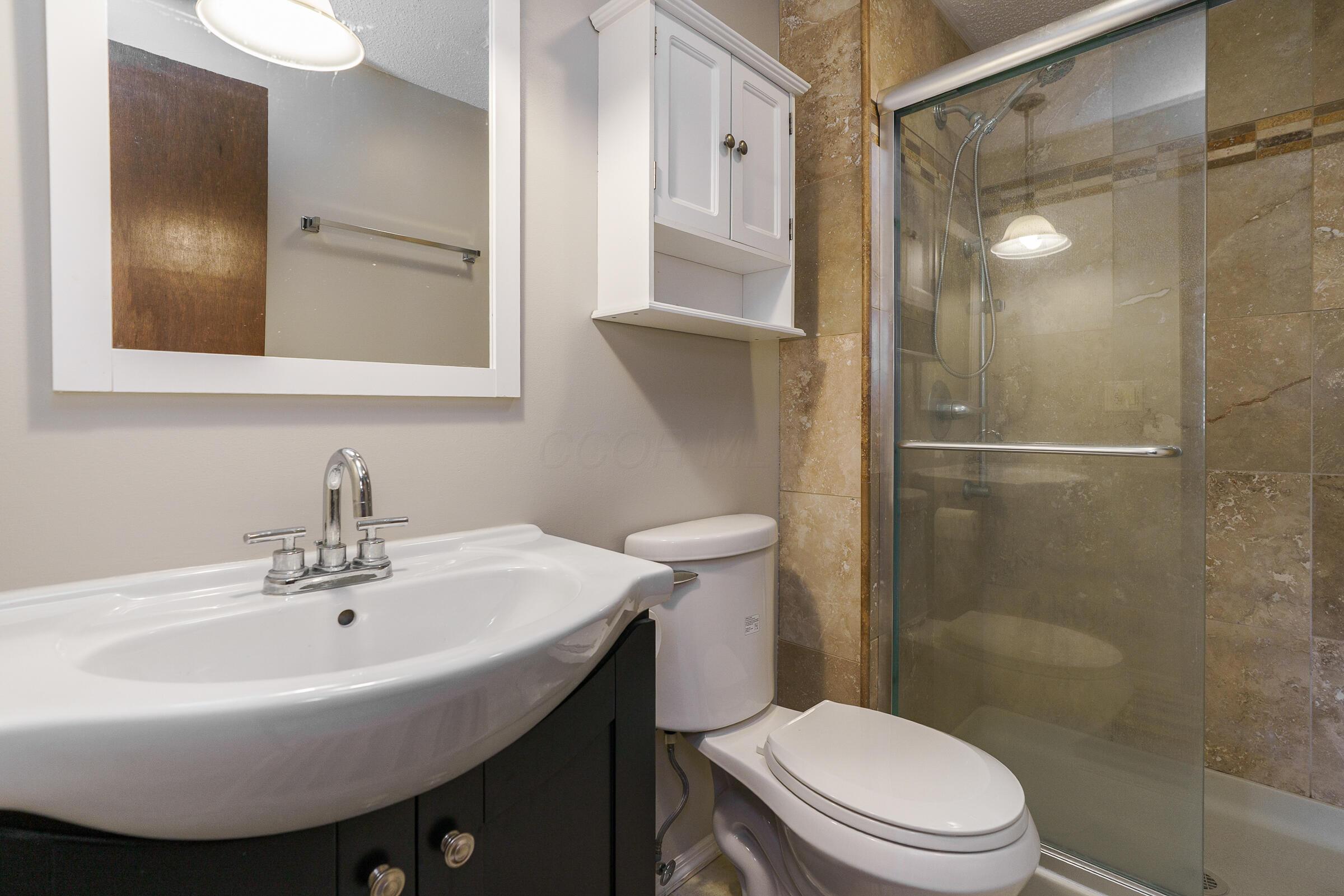 6207 Roxburgh Court, 16D, Columbus Unit: 16D