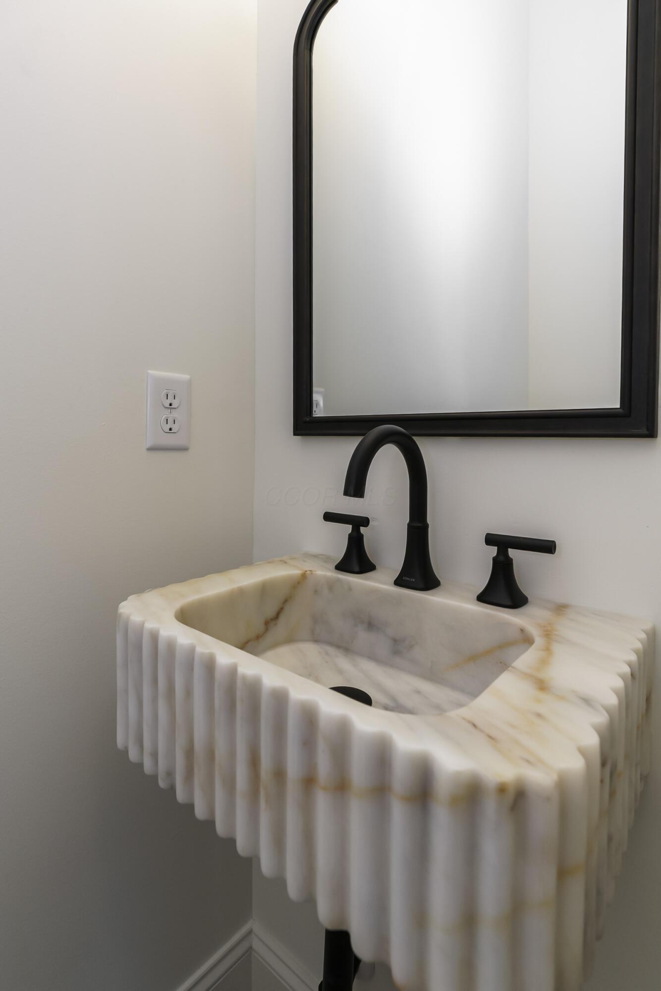 2681 Lane Road, Columbus