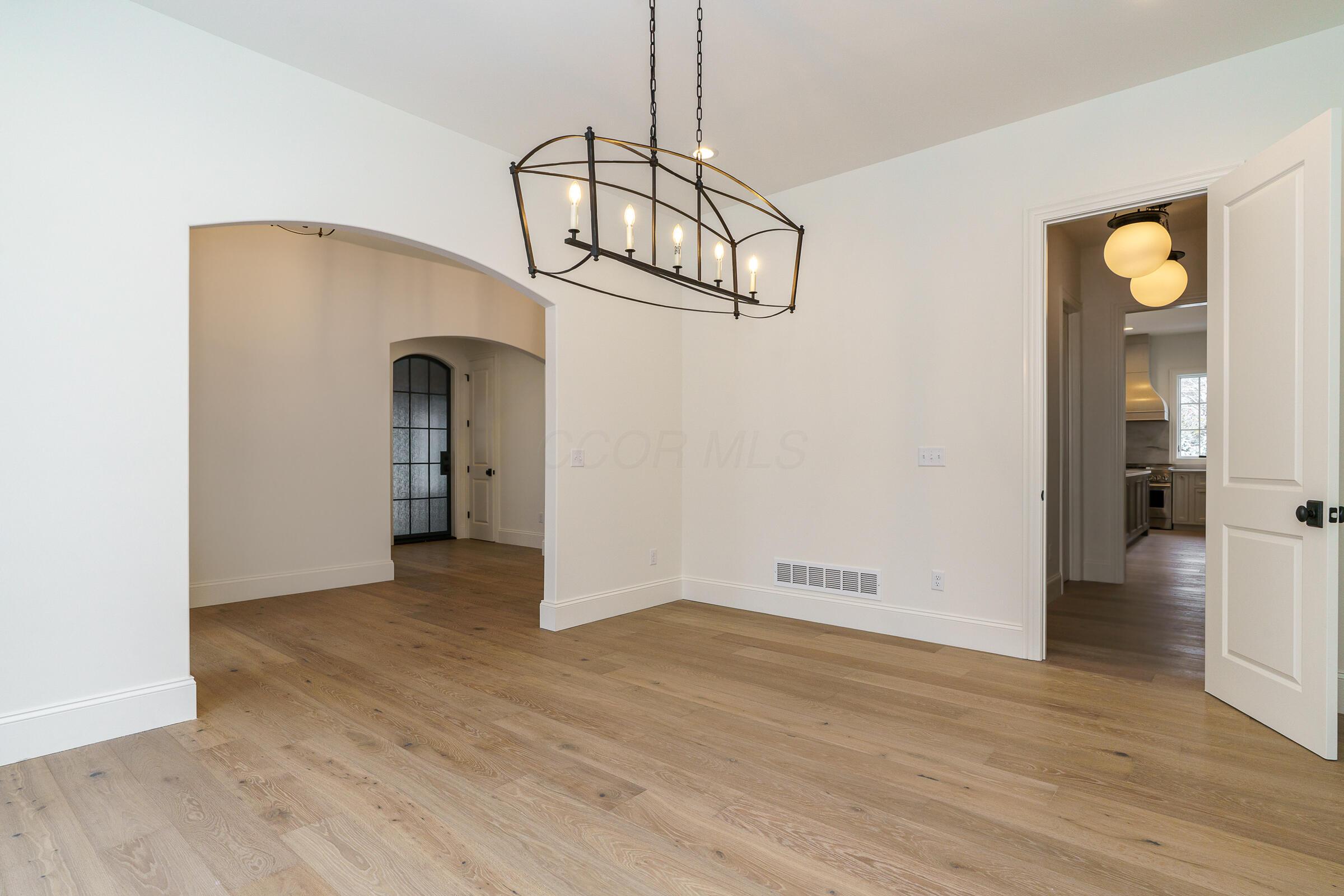 2681 Lane Road, Columbus