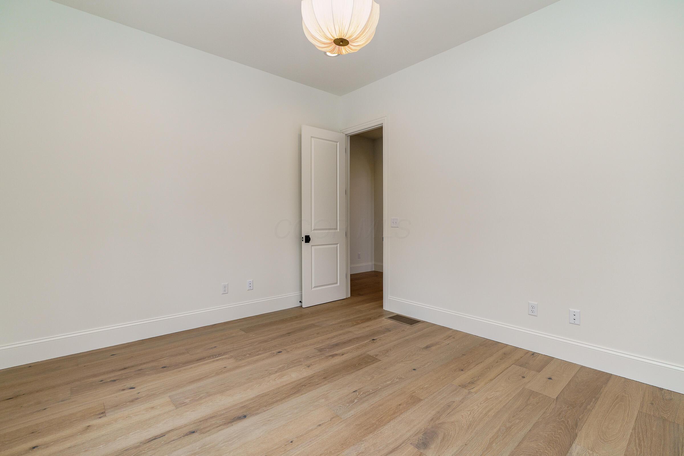 2681 Lane Road, Columbus