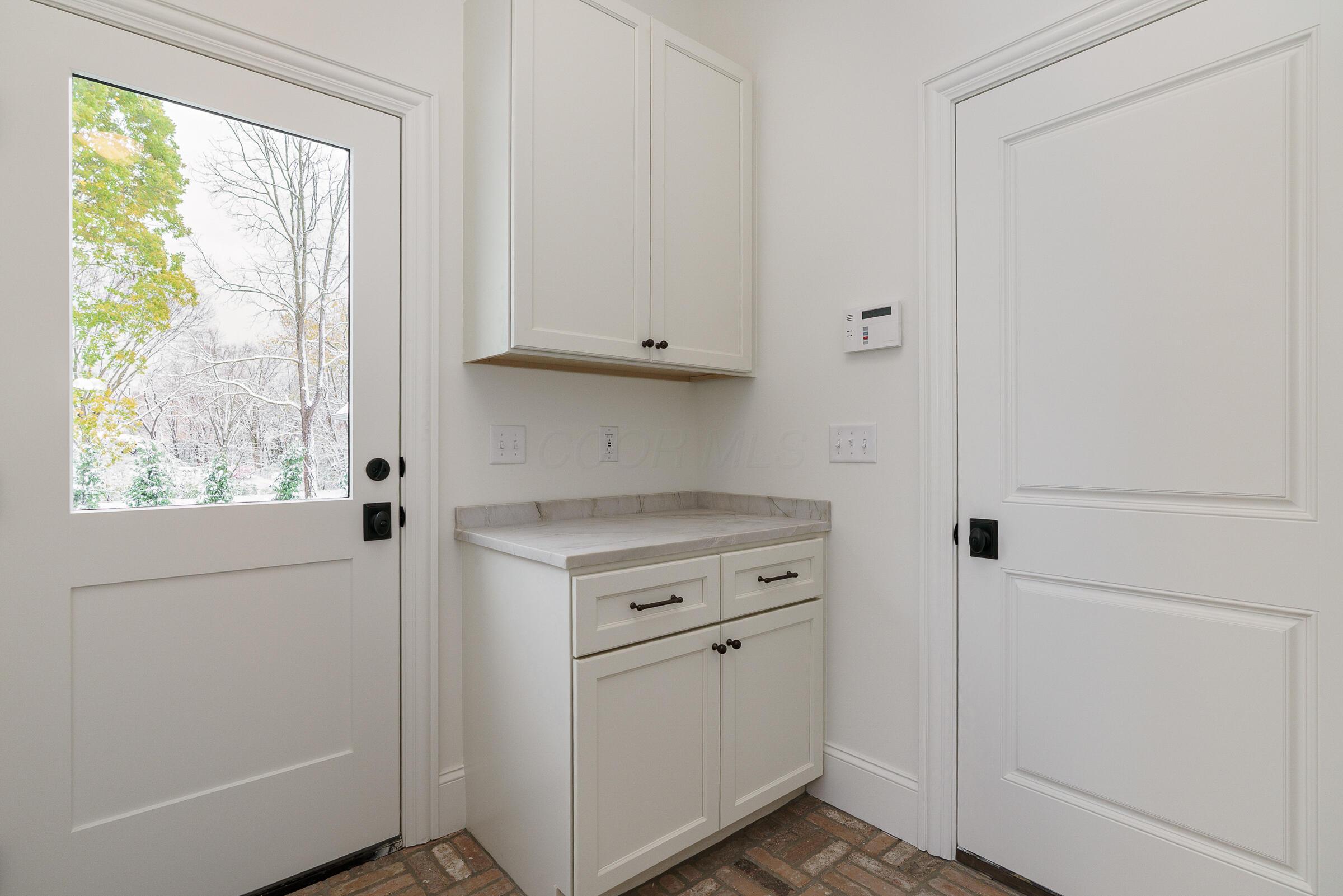 2681 Lane Road, Columbus