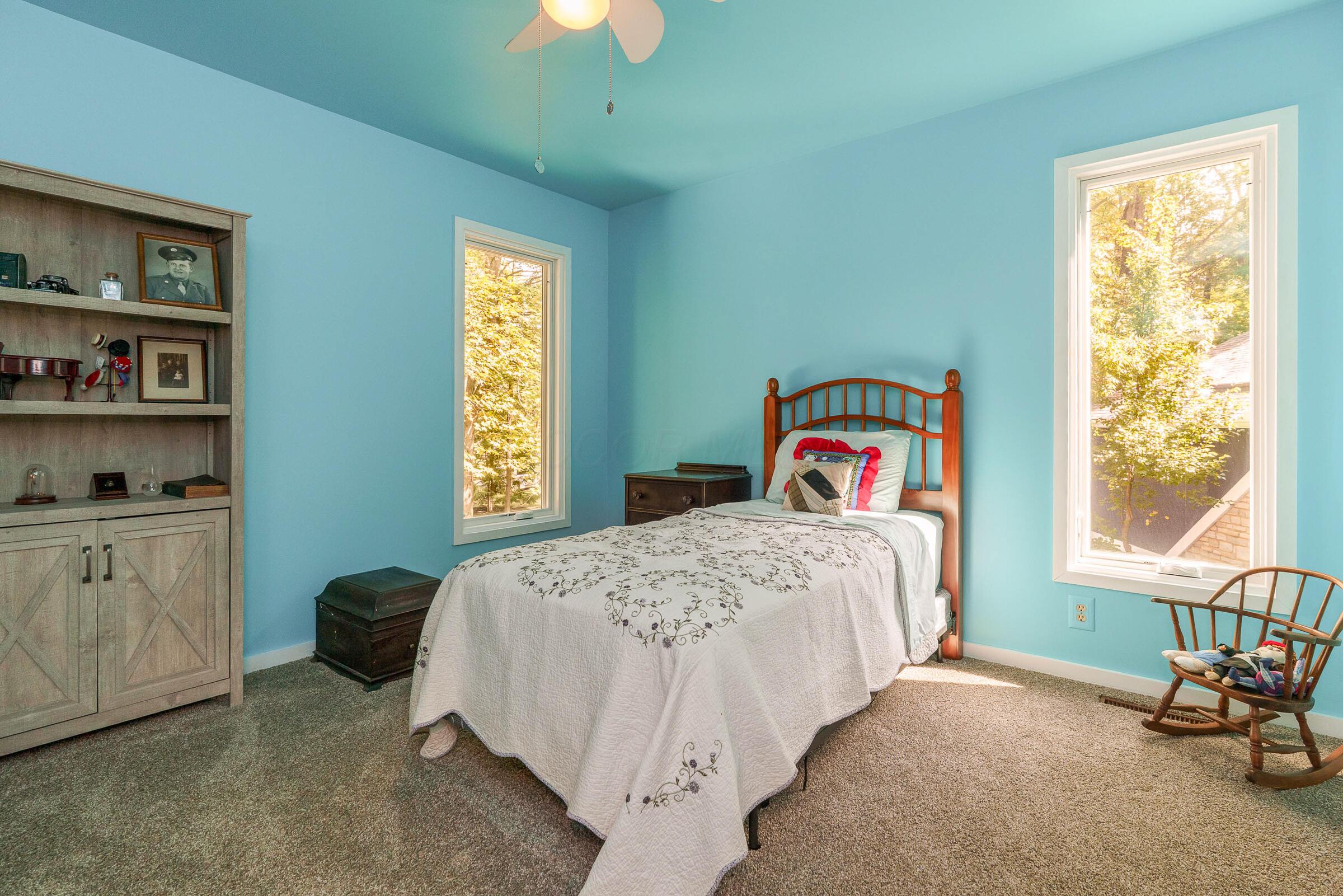 1037 Ravine Ridge Drive, Columbus