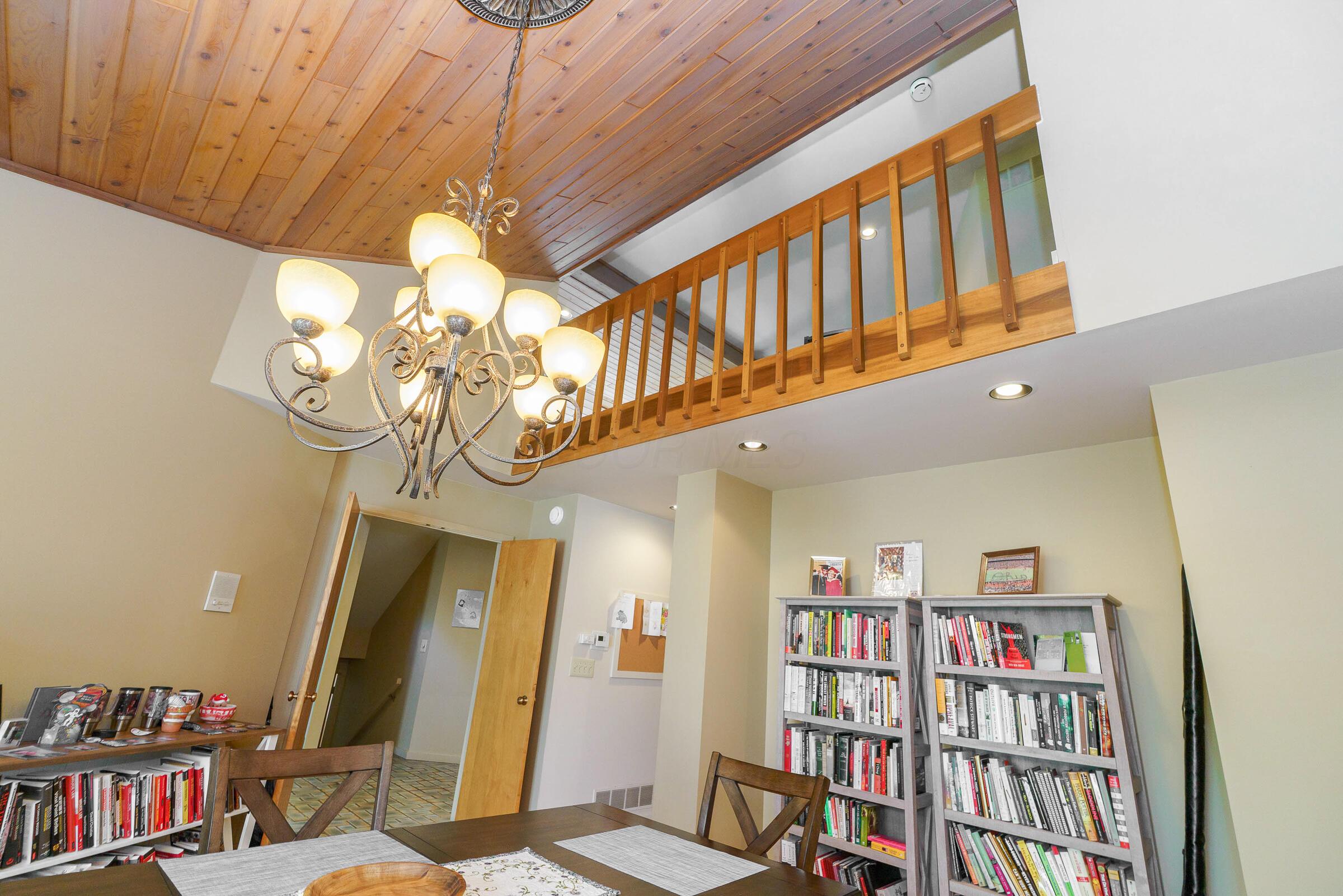 1037 Ravine Ridge Drive, Columbus