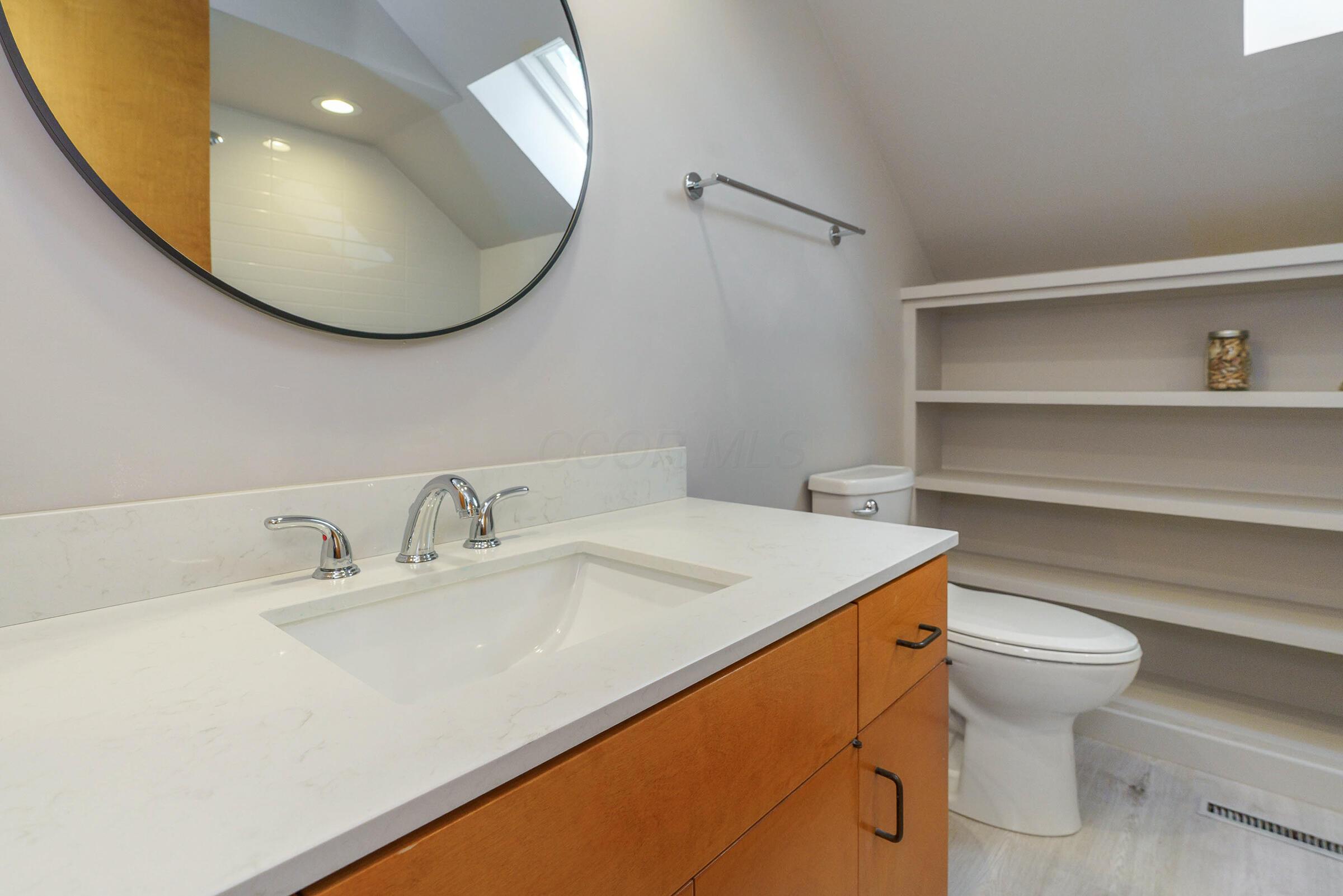 1037 Ravine Ridge Drive, Columbus