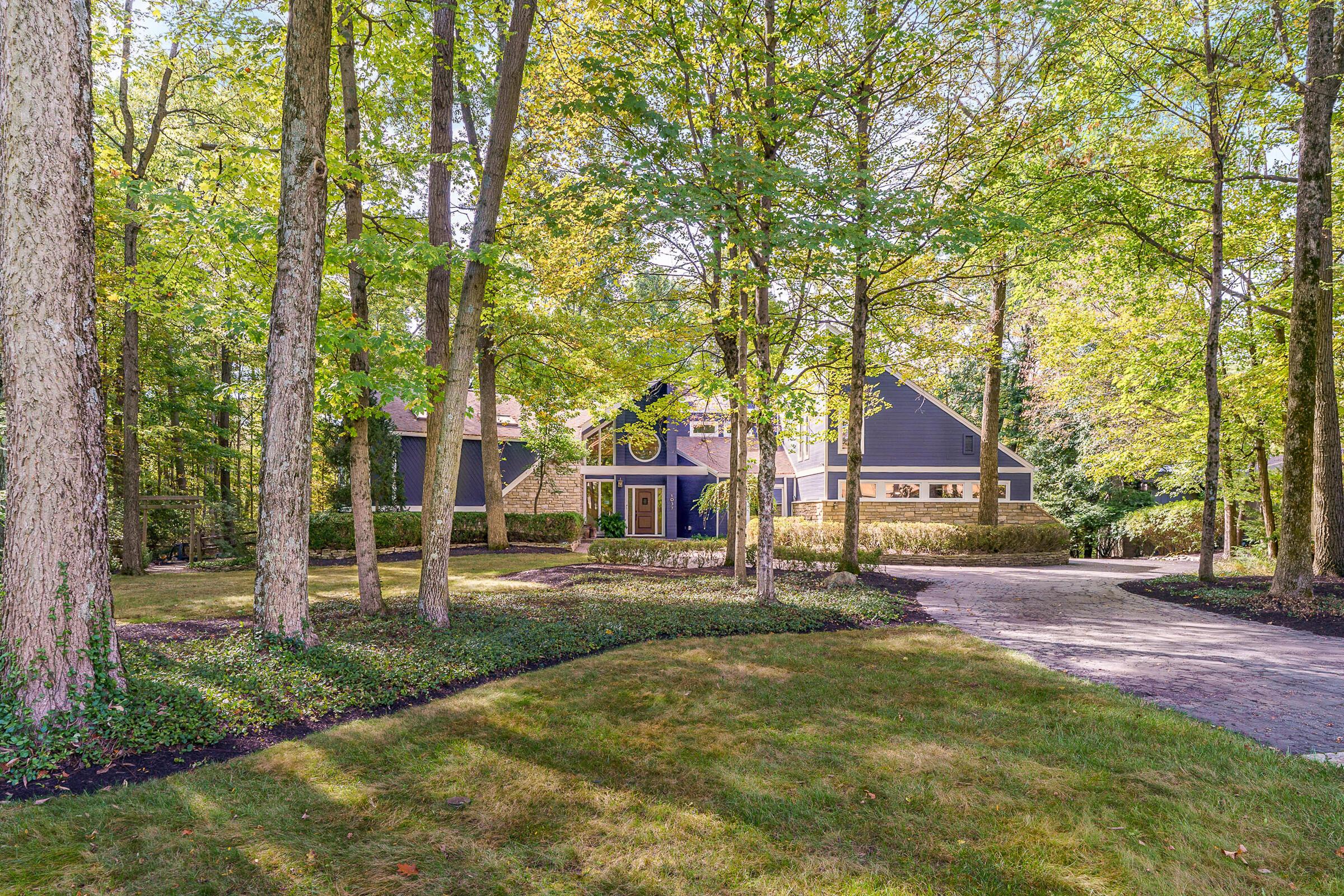 1037 Ravine Ridge Drive, Columbus