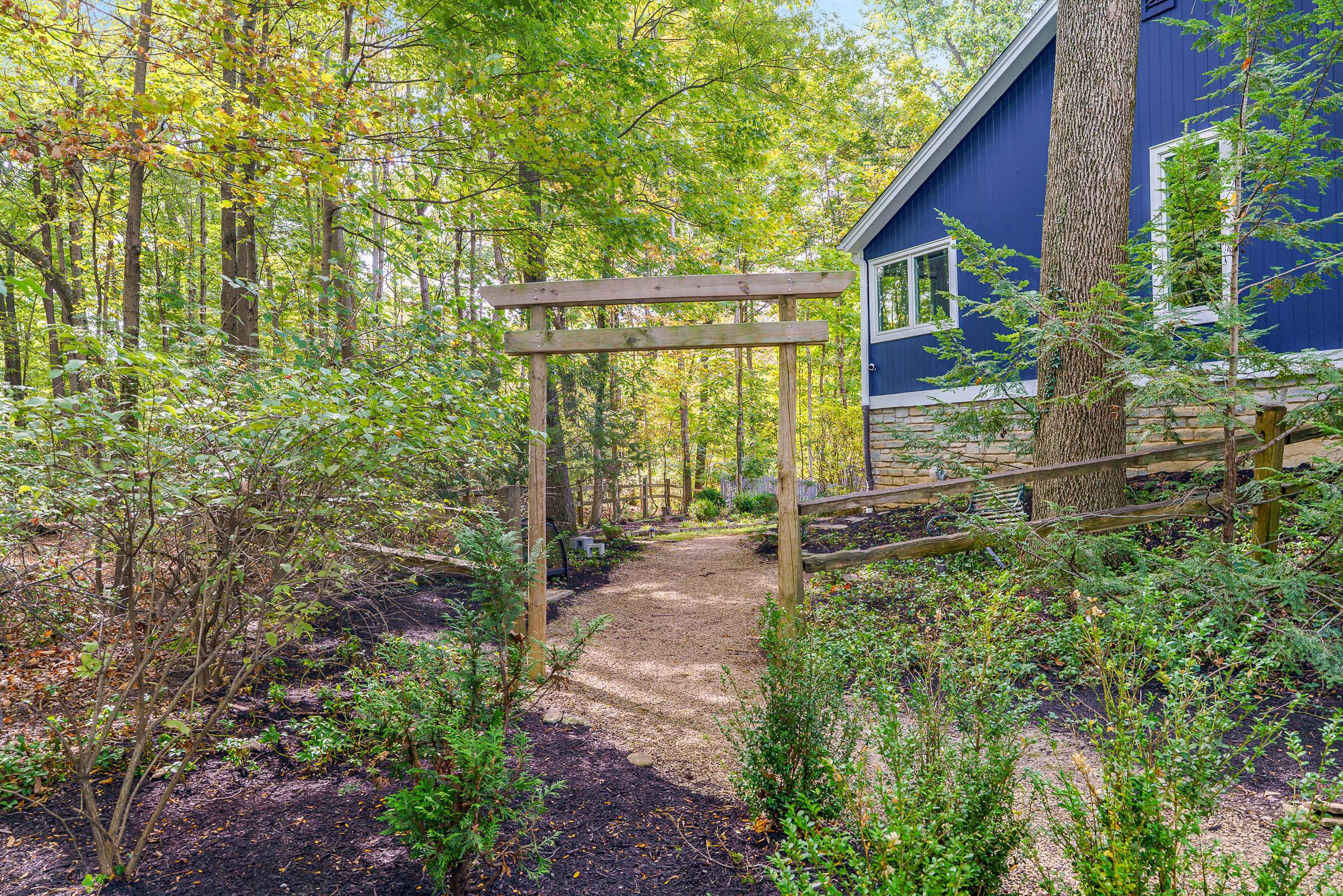 1037 Ravine Ridge Drive, Columbus