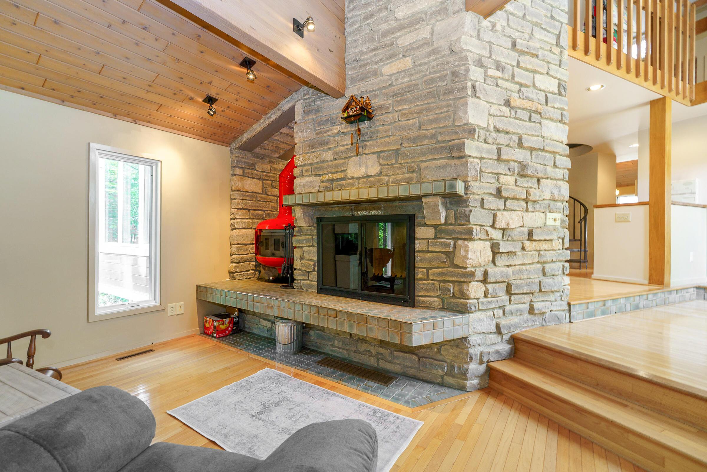 1037 Ravine Ridge Drive, Columbus