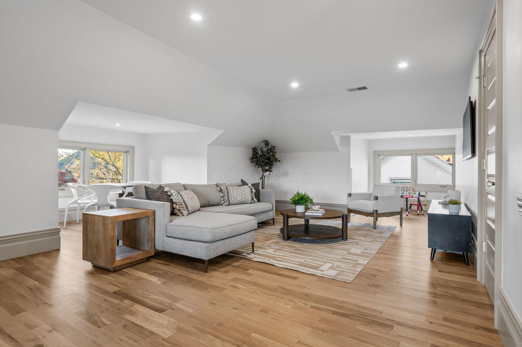 34 Woodland Avenue, Columbus