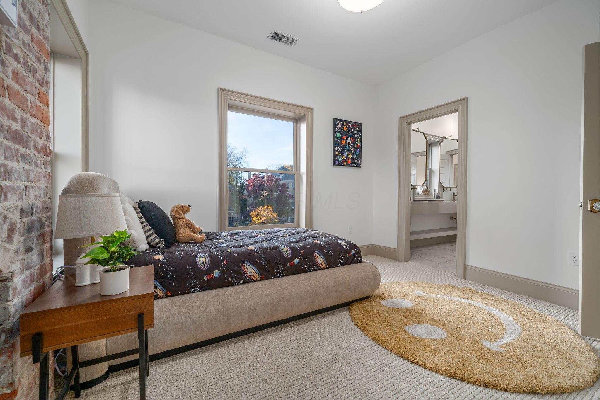 34 Woodland Avenue, Columbus