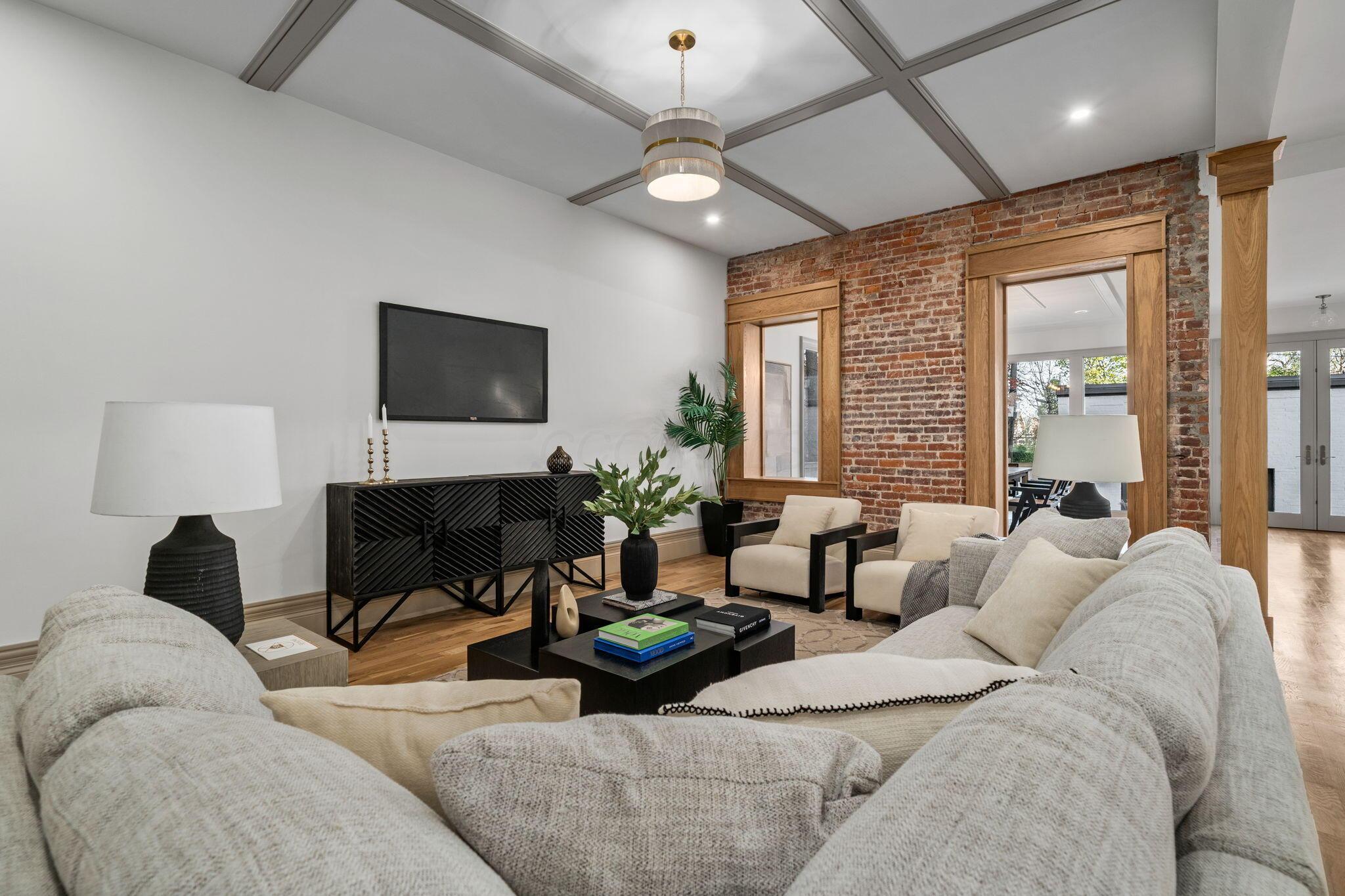 34 Woodland Avenue, Columbus