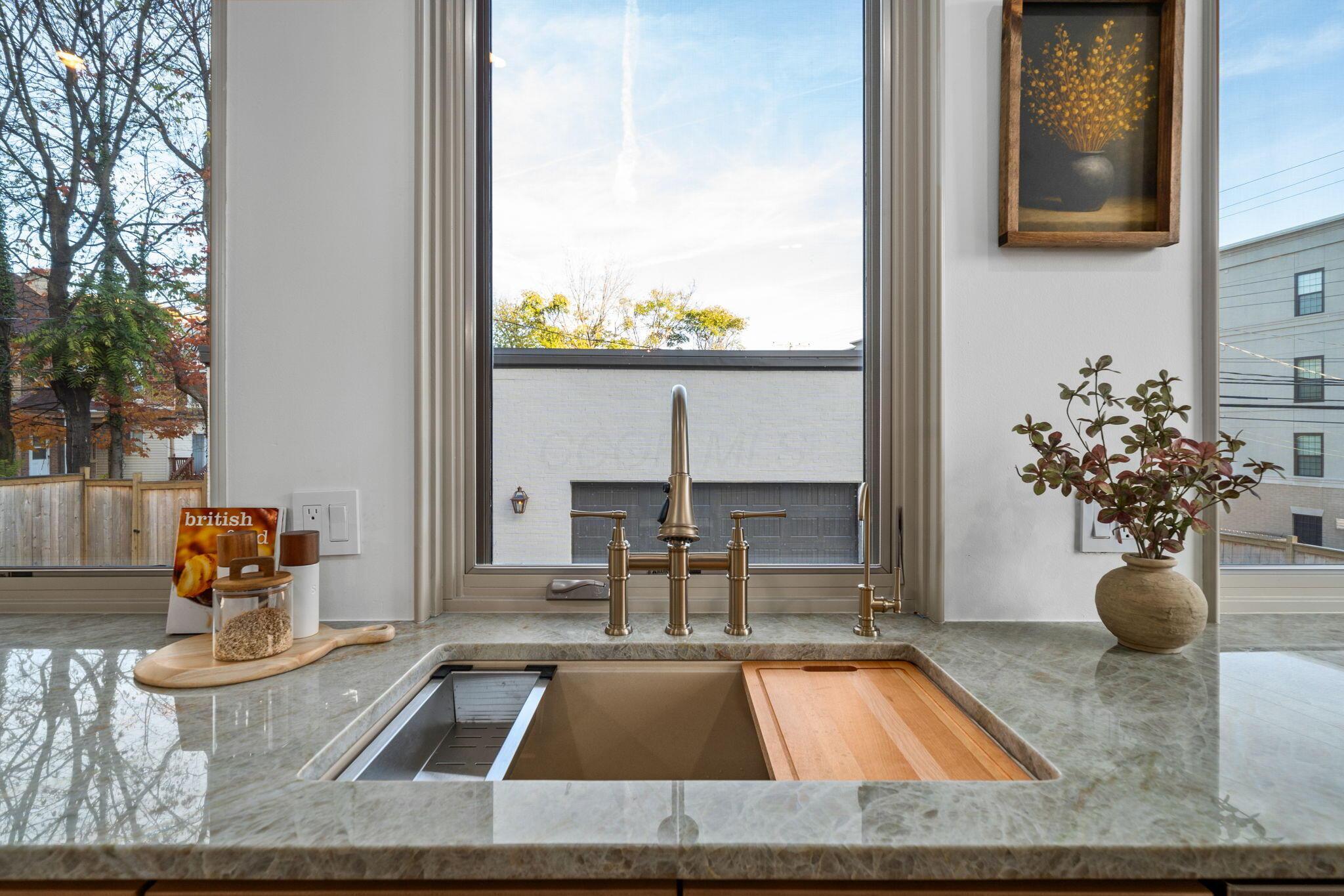 34 Woodland Avenue, Columbus