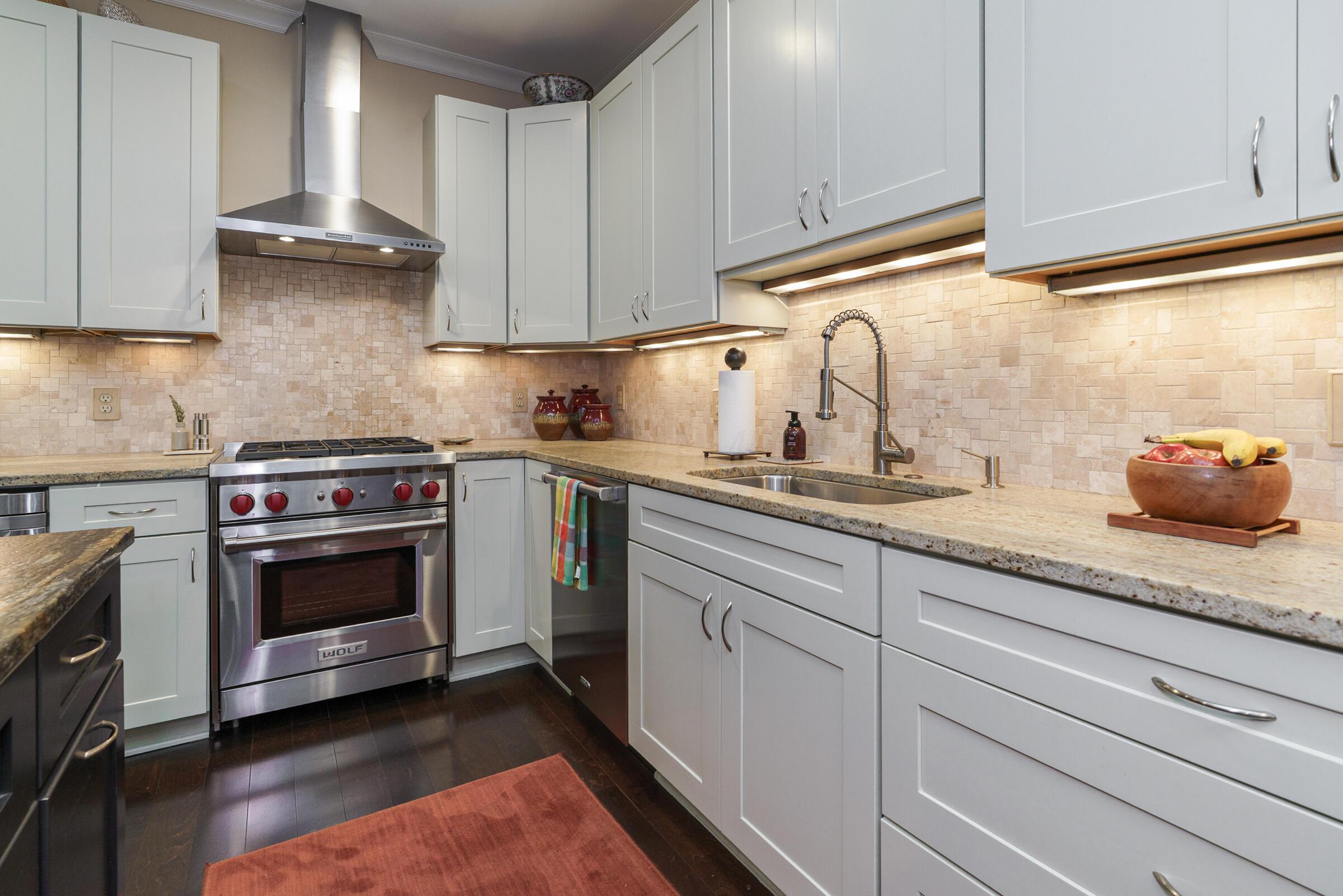 639 S Grant Avenue, 16 16