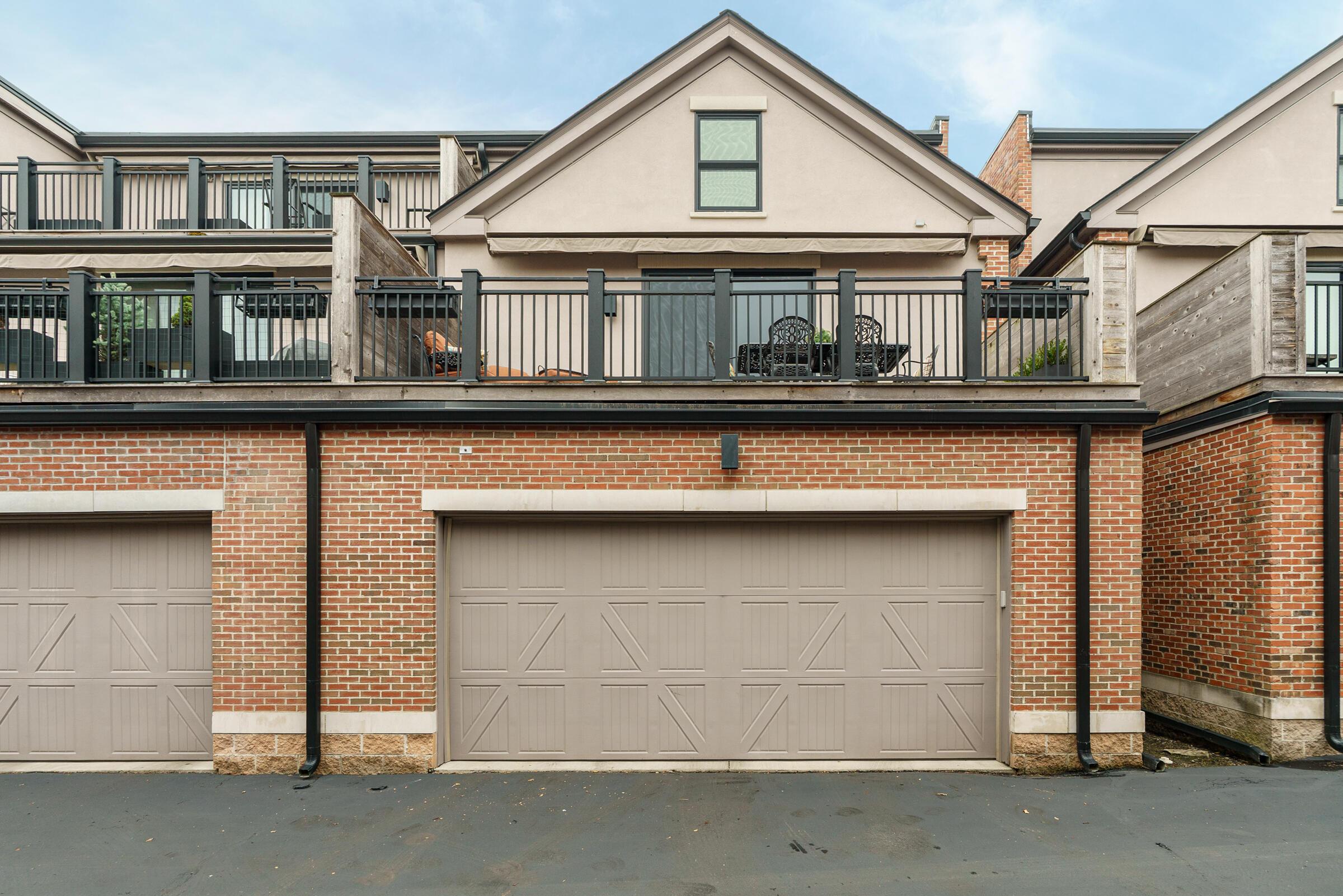 639 S Grant Avenue, 16 16