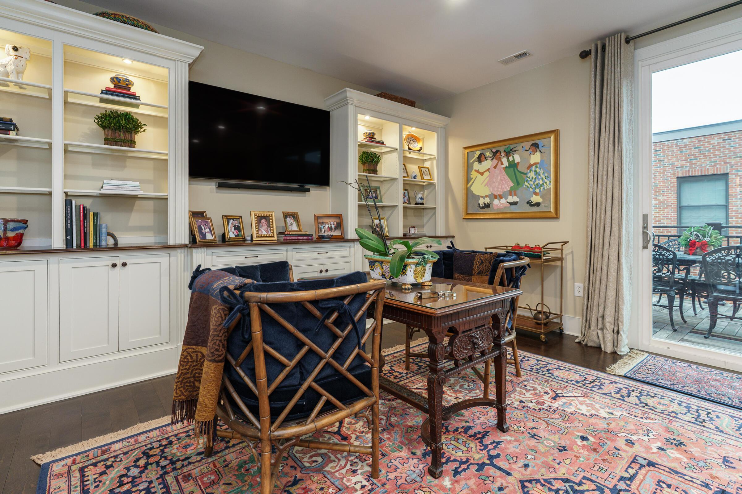 639 S Grant Avenue, 16 16