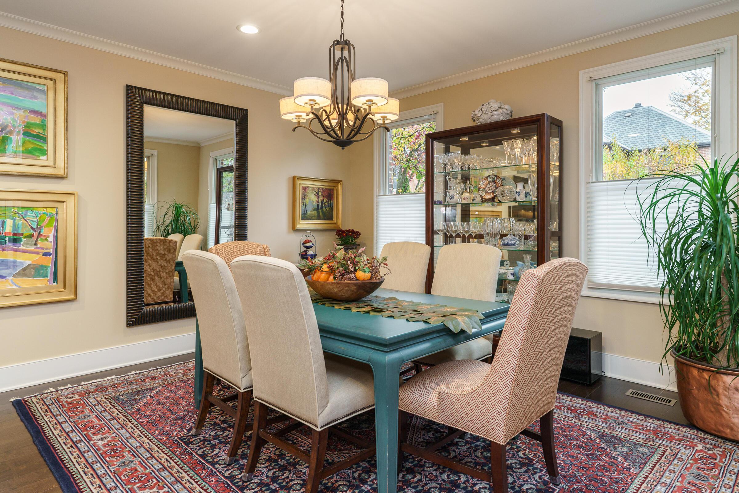 639 S Grant Avenue, 16 16