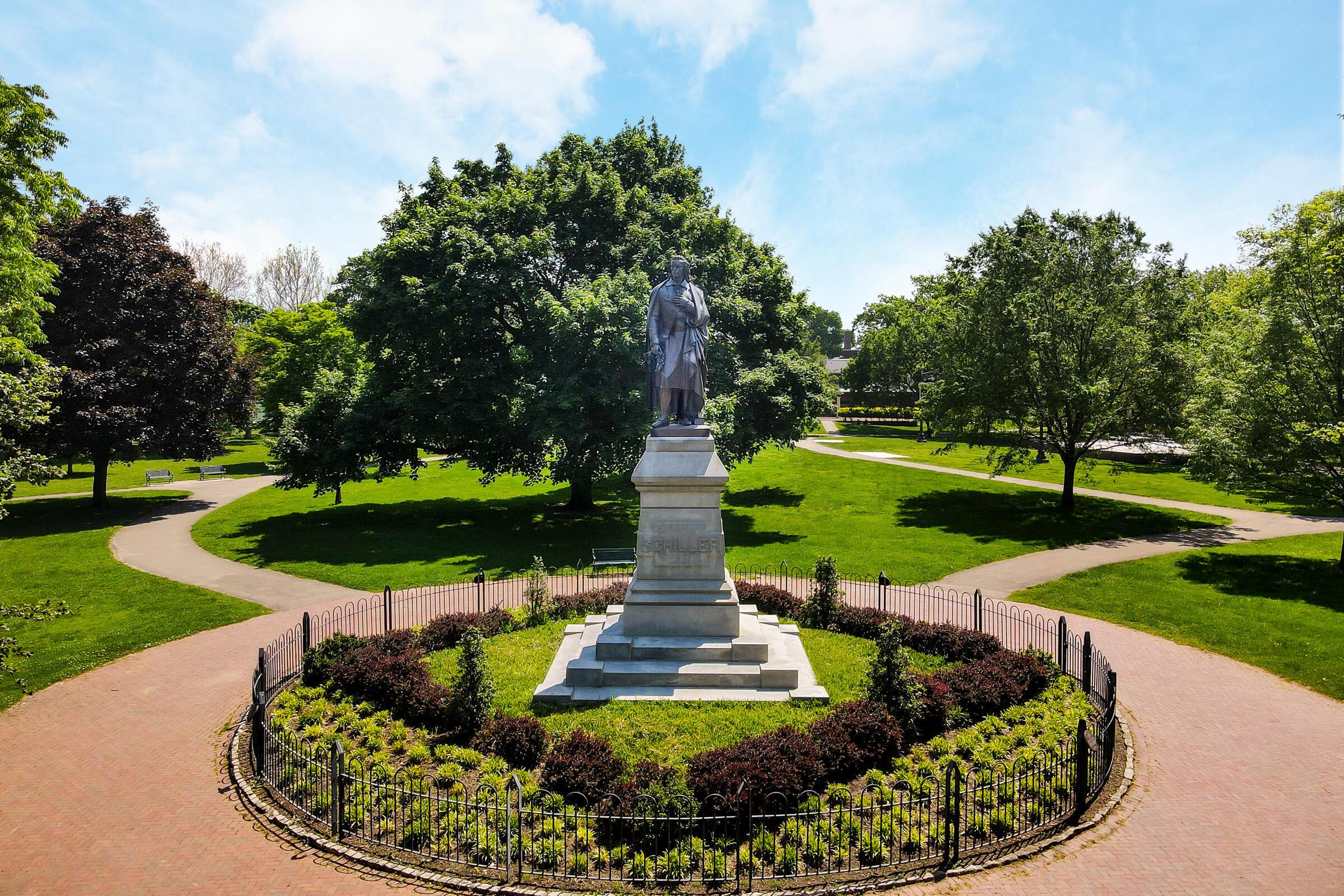 639 S Grant Avenue, 16 16