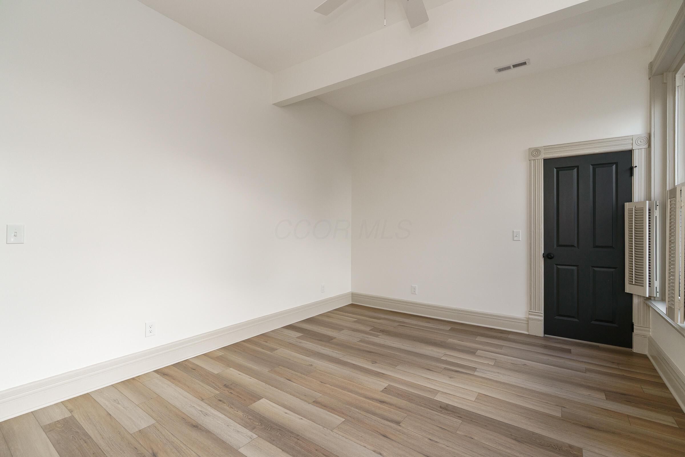 828 City Park Avenue