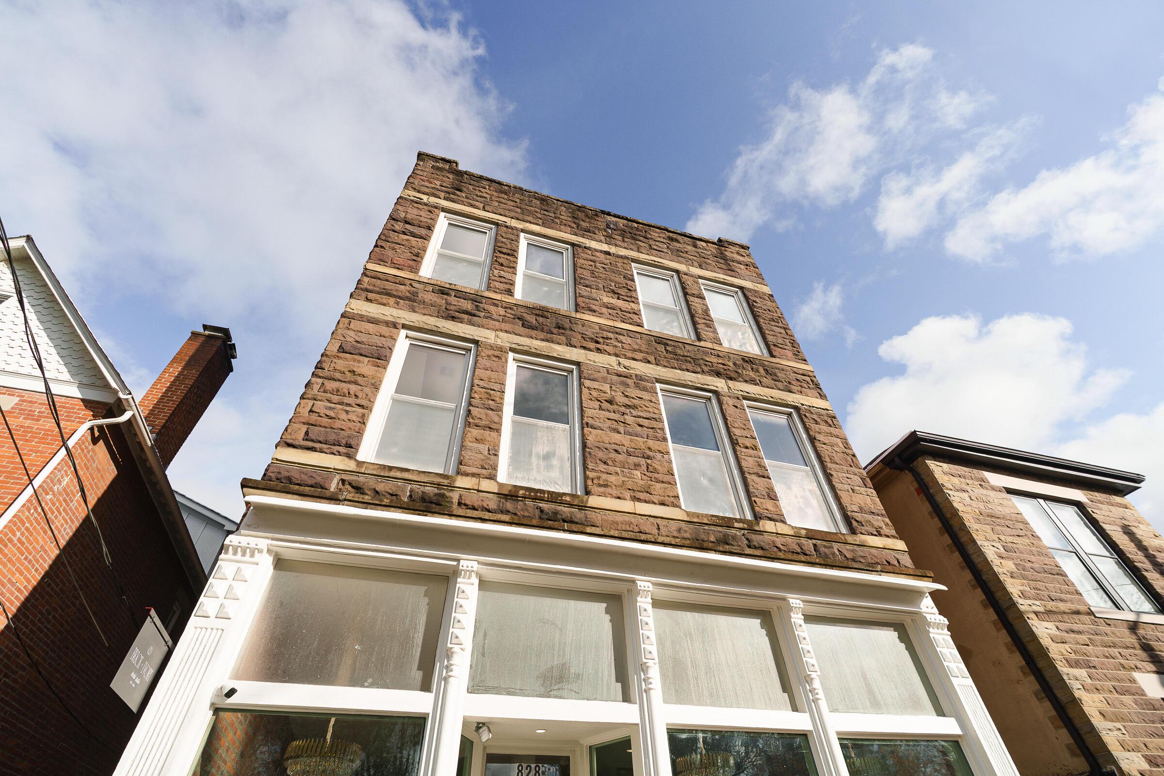 828 City Park Avenue