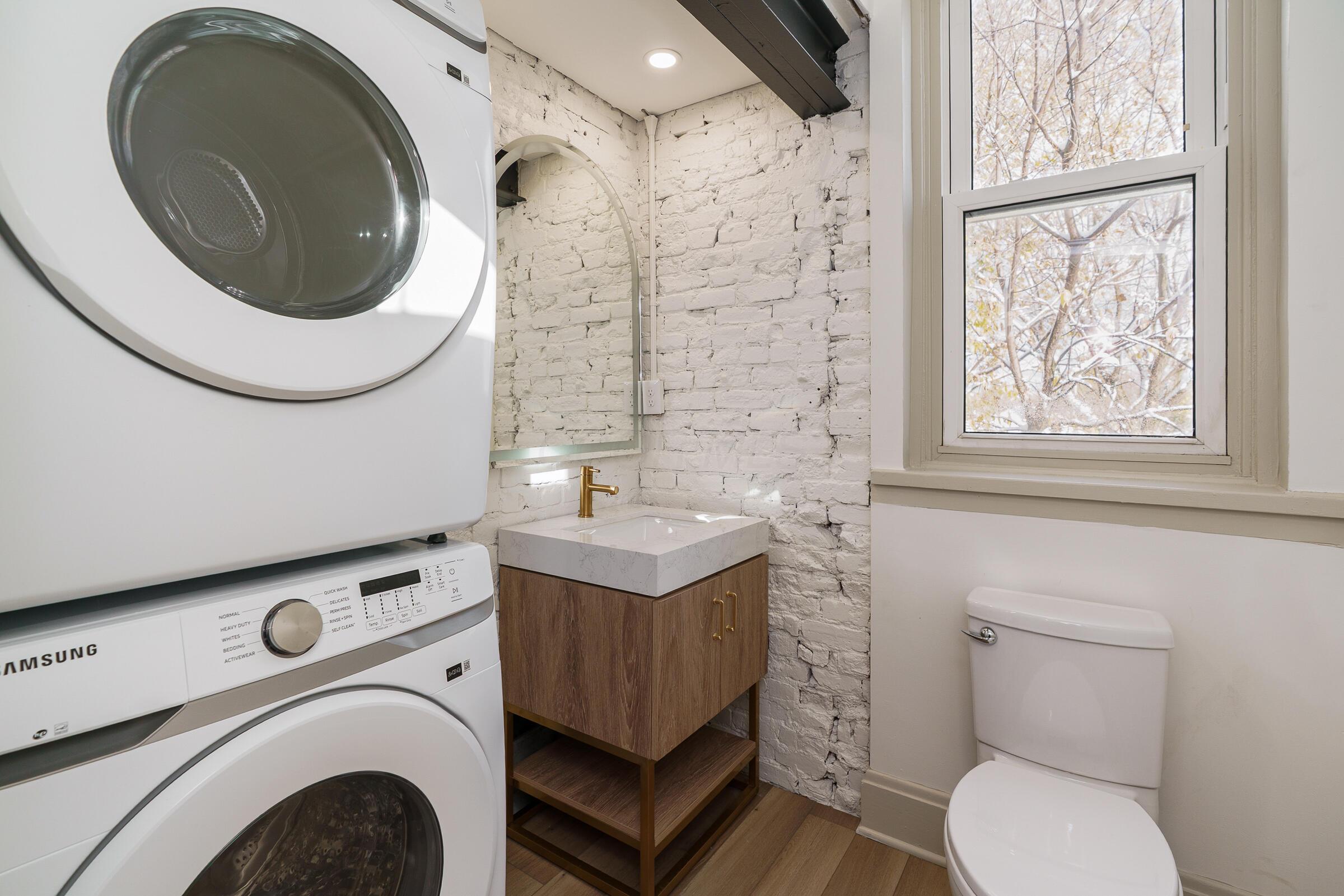 828 City Park Avenue