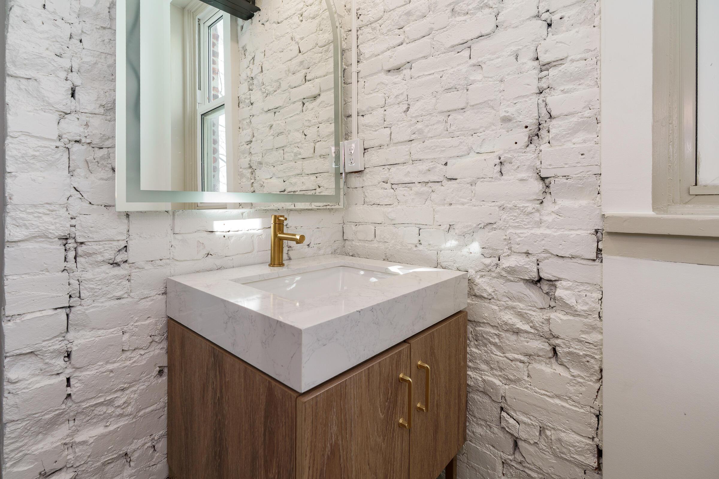 828 City Park Avenue