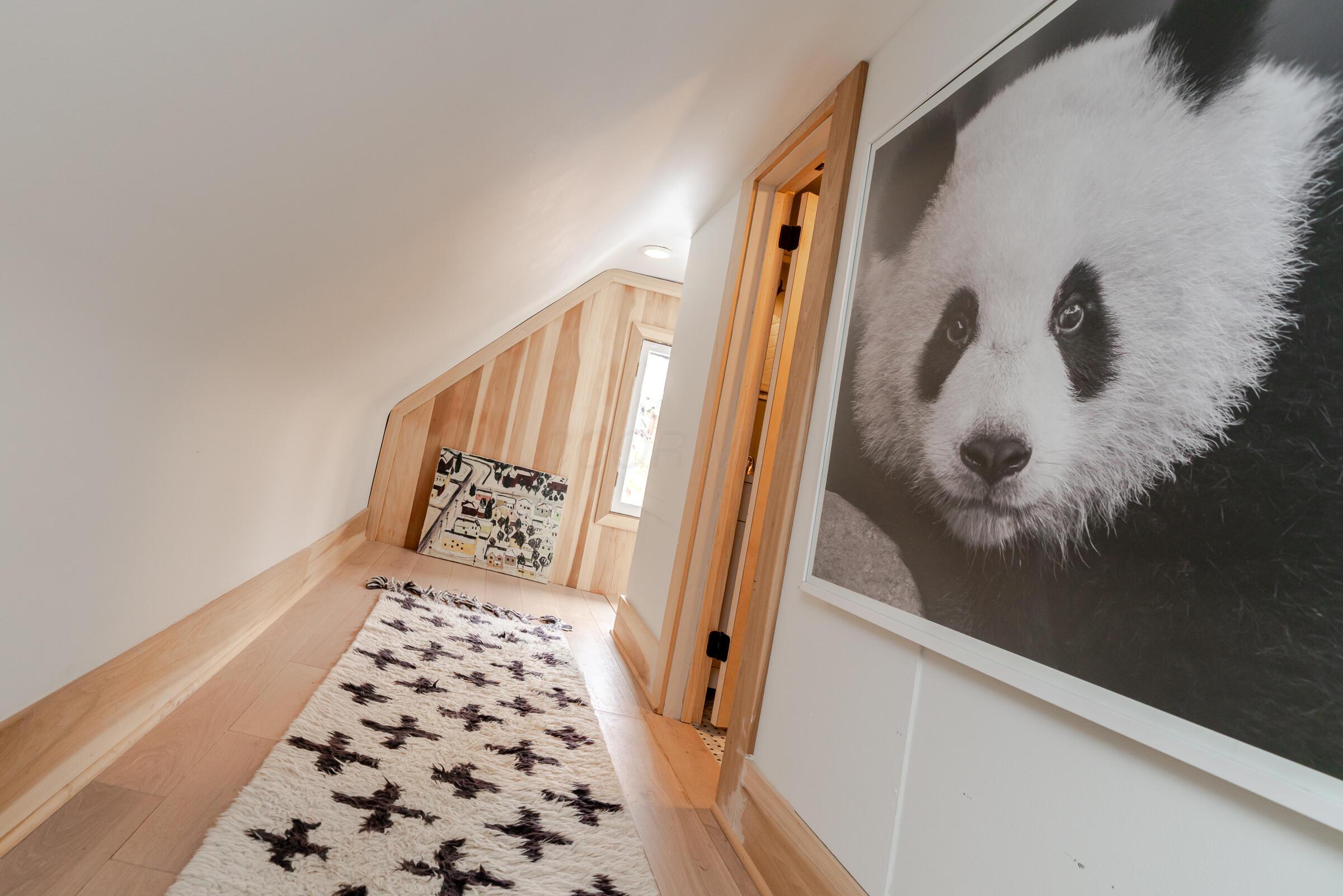 186 E Sycamore Street