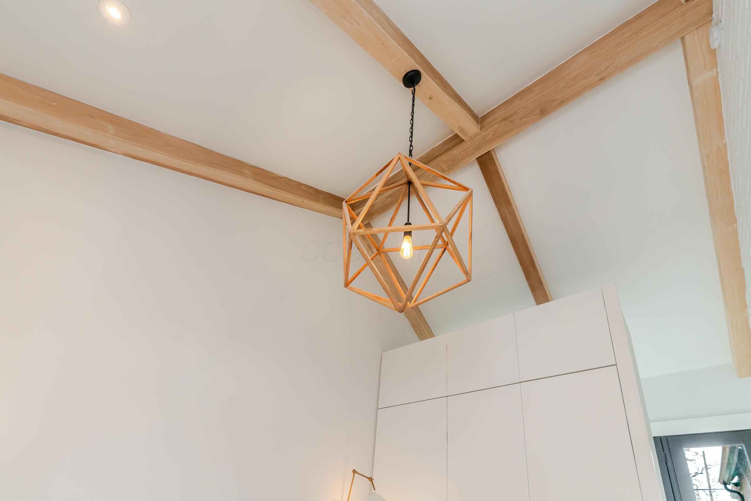 186 E Sycamore Street