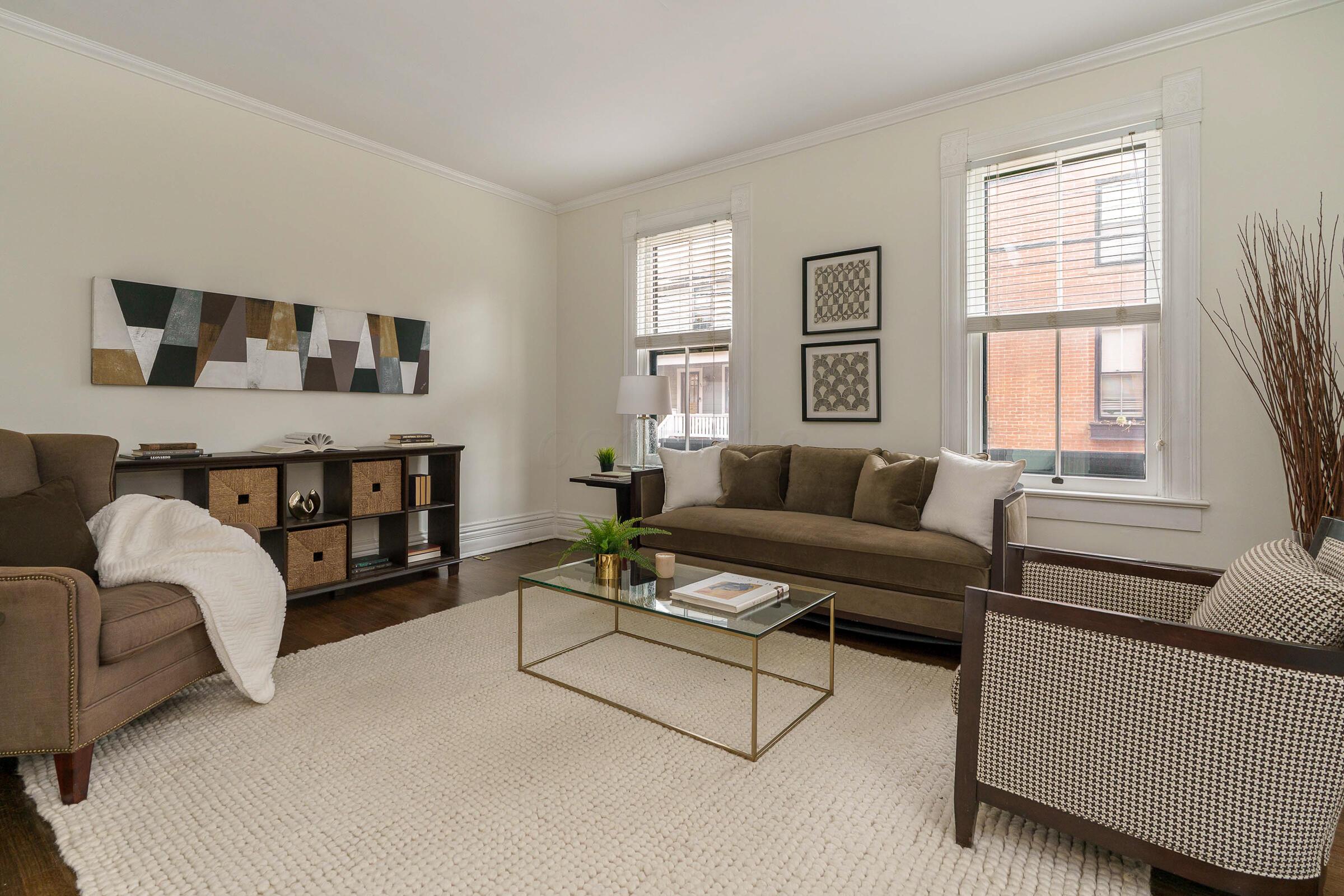 831 S Lazelle Street