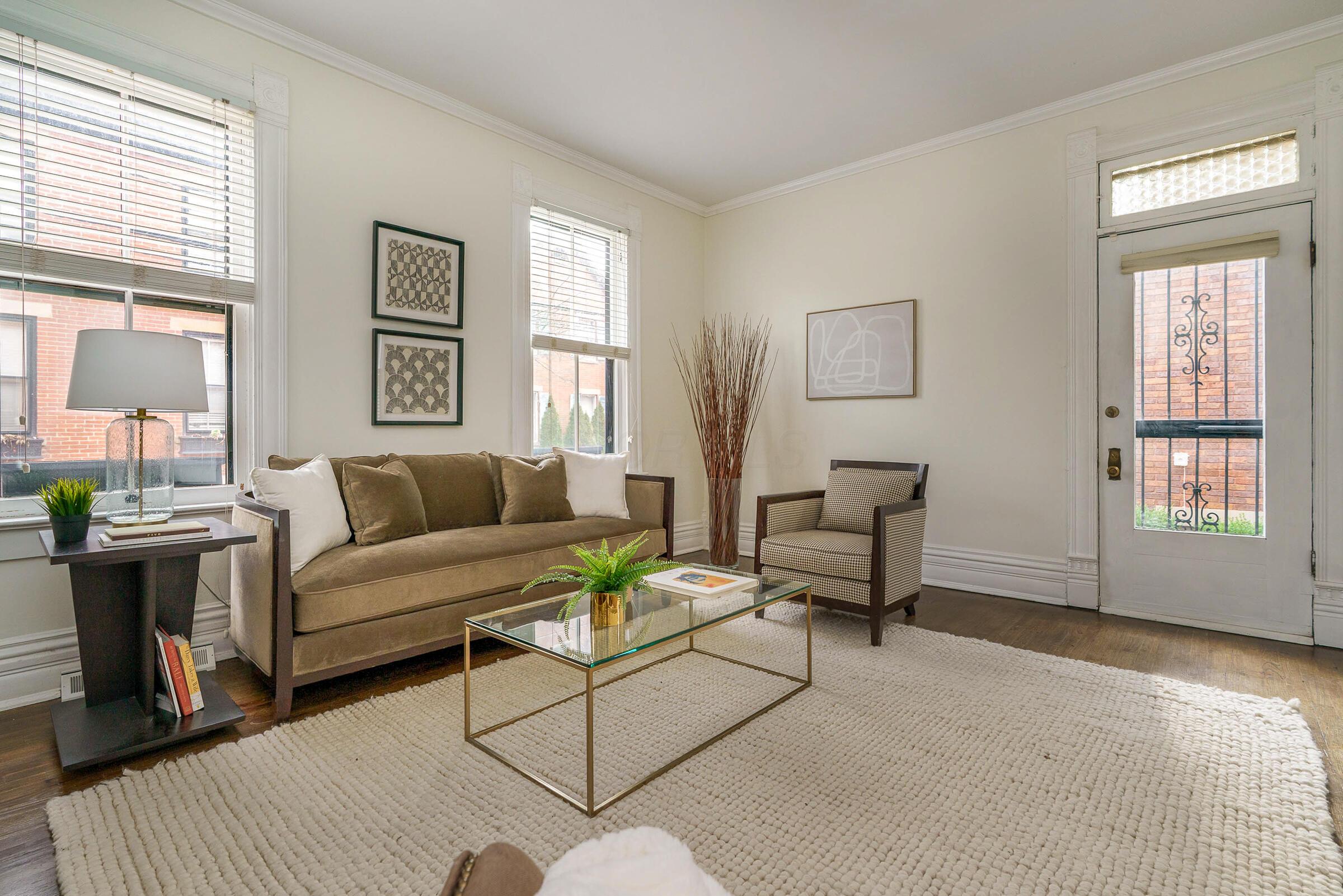 831 S Lazelle Street