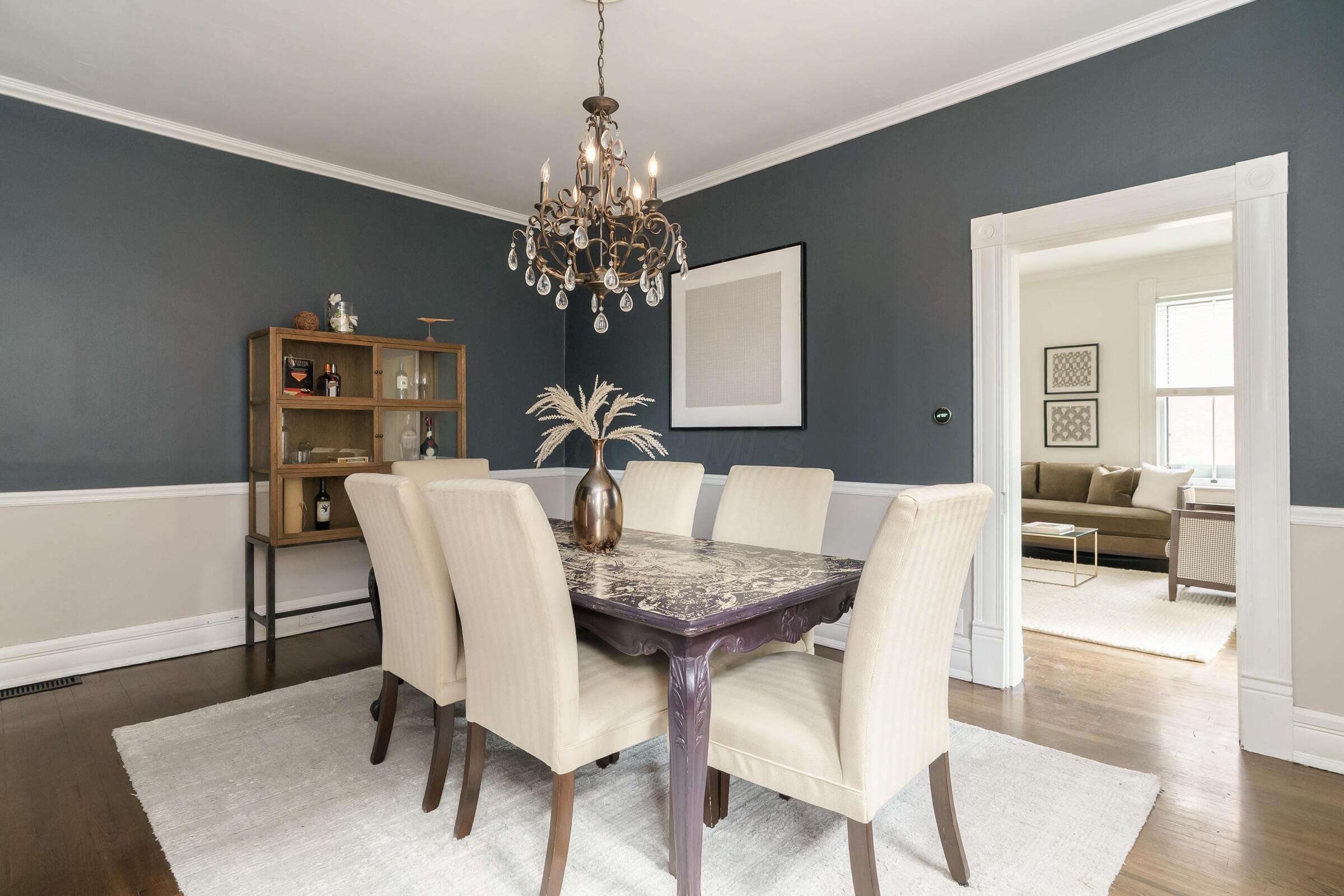 831 S Lazelle Street