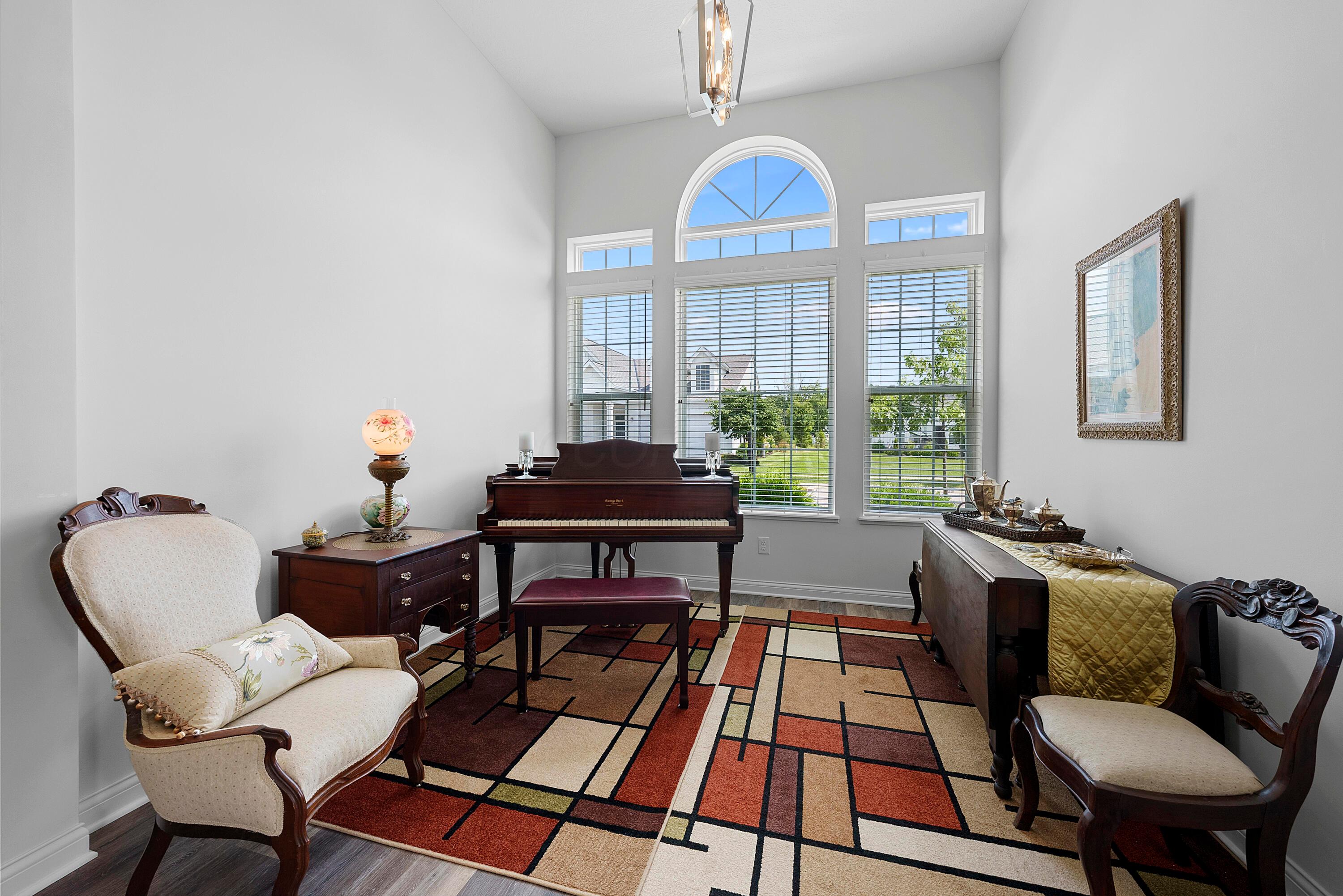 5502 Colling Drive, 19